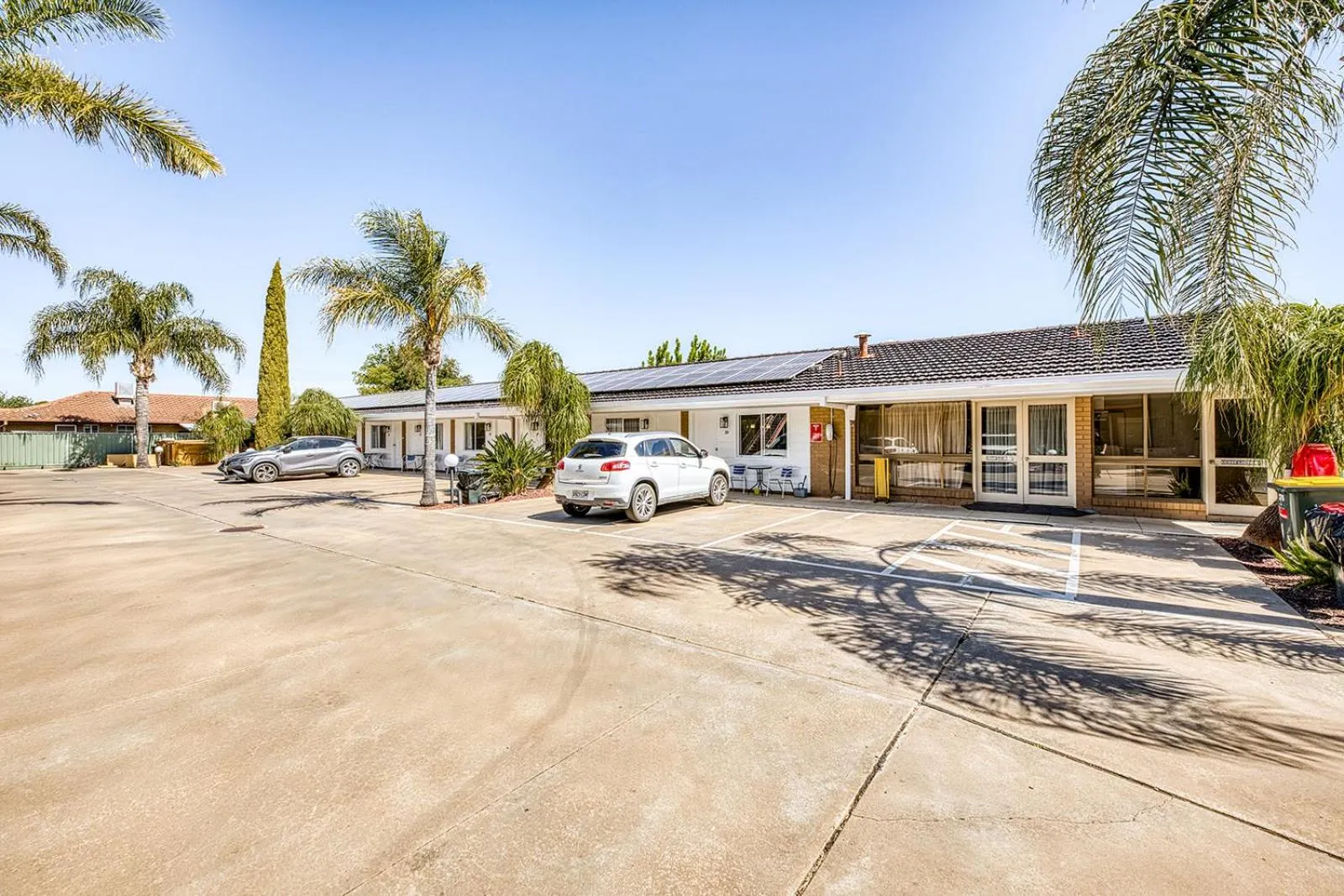 Parking in Mildura Motor Inn