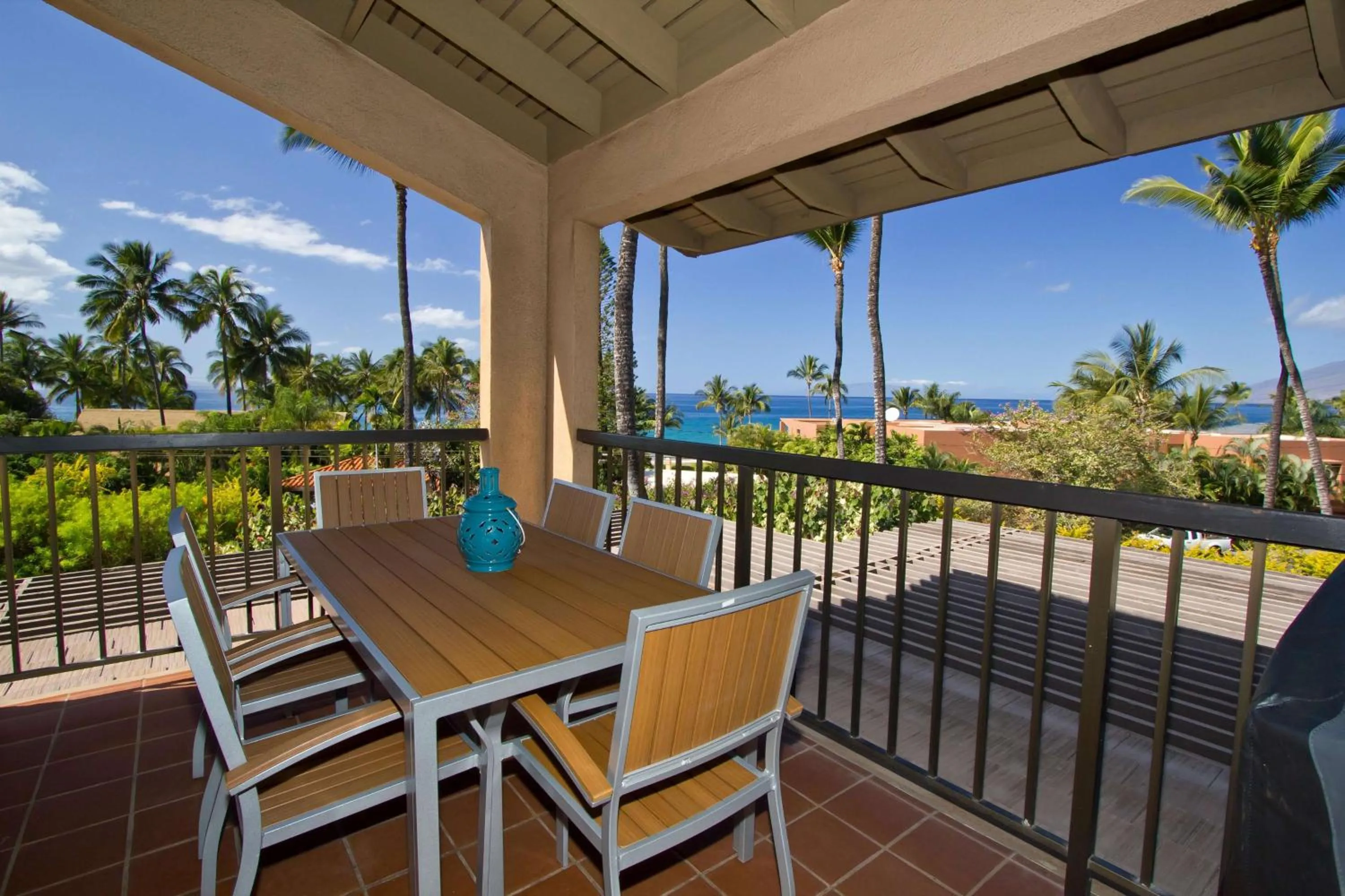 Photo of the whole room in Wailea Ekahi Village - CoralTree Residence Collection