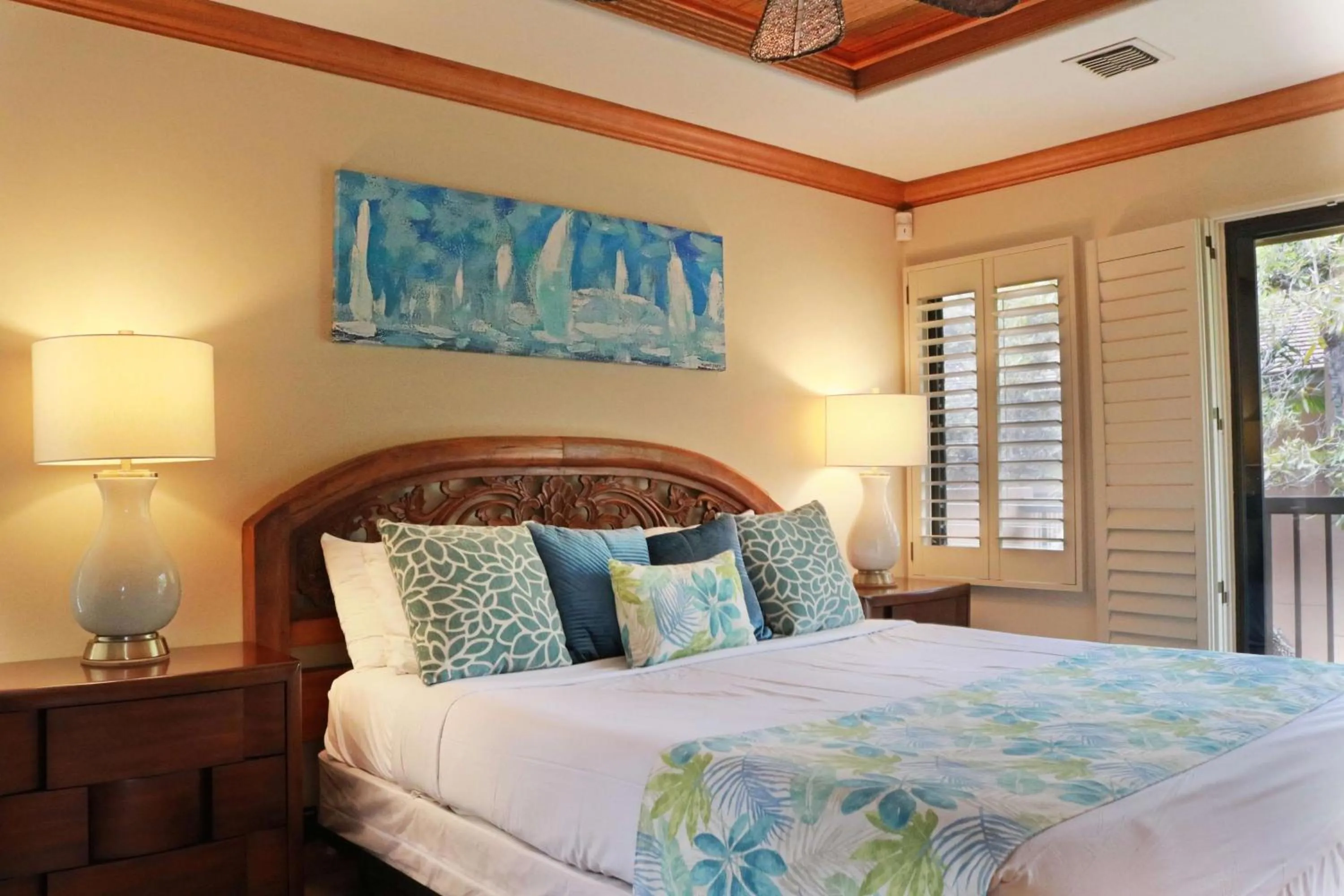 Photo of the whole room, Bed in Wailea Ekahi Village - CoralTree Residence Collection
