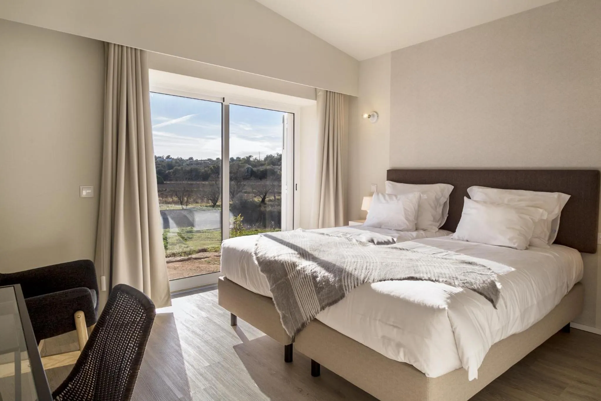 Bedroom, Bed in Pestana Gramacho Residences