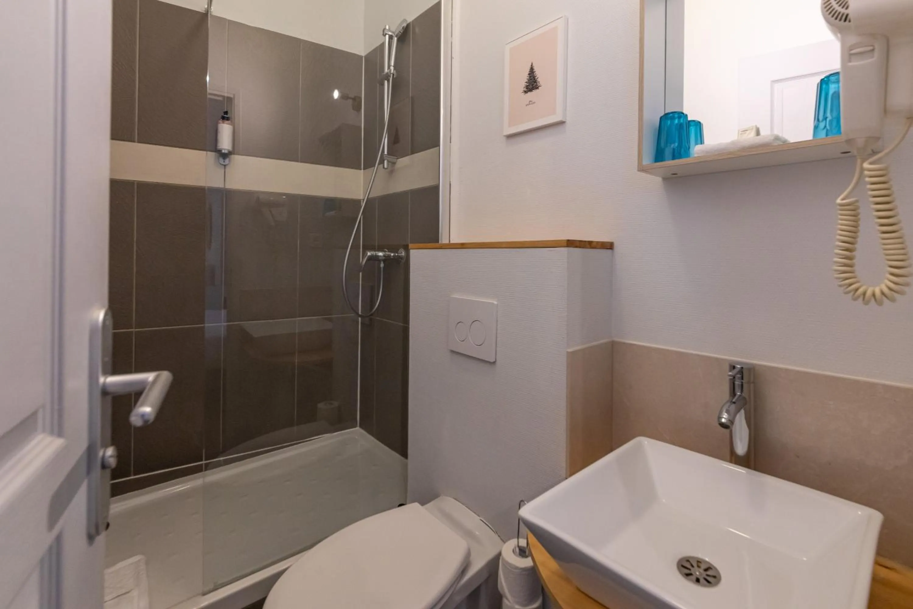 Bathroom in WS Hôtel de Ville - Musée Pompidou