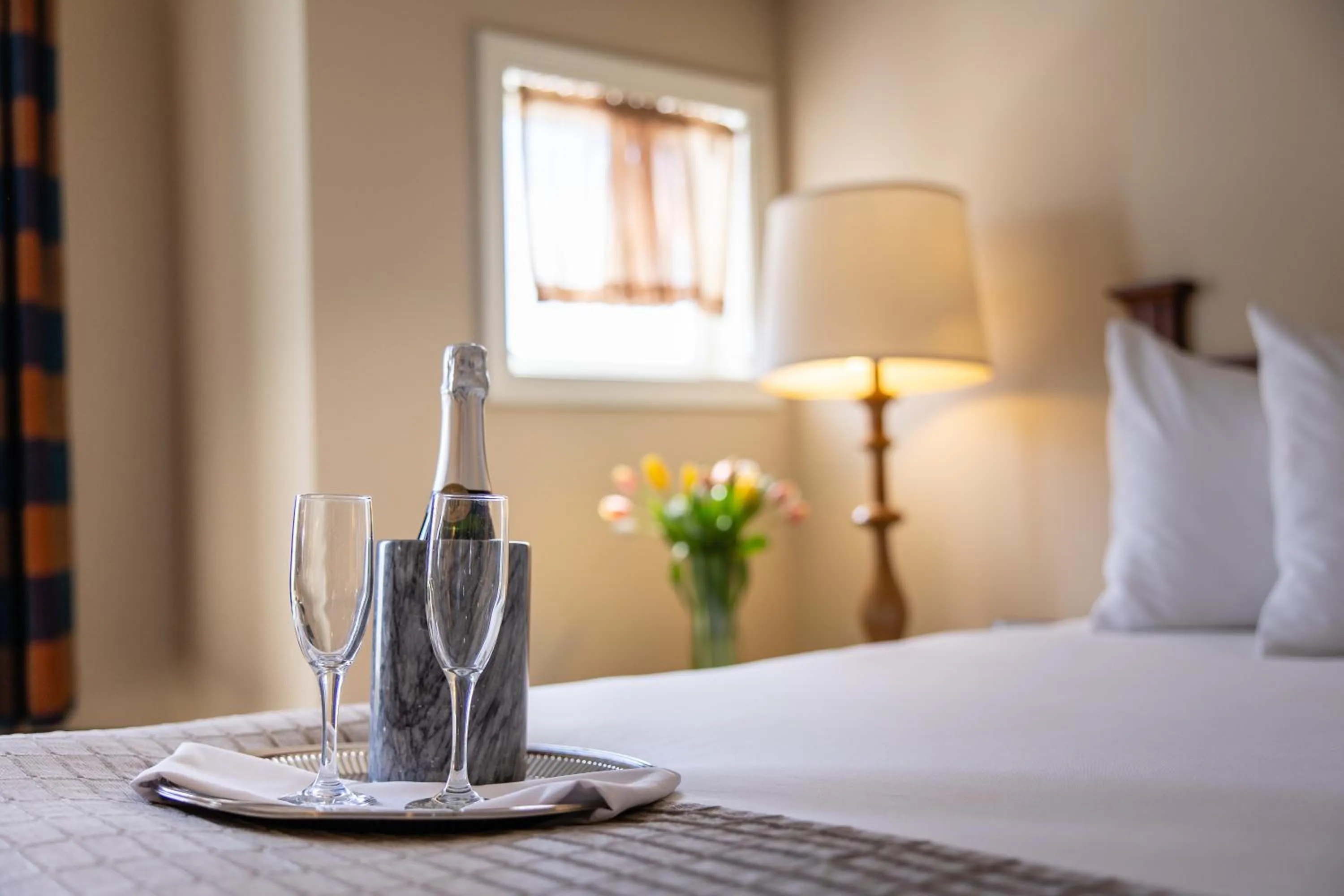 room service, Bed in Wolfeboro Inn