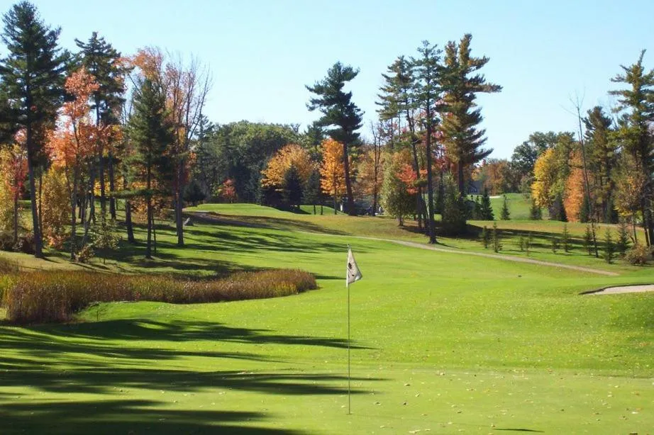 Golfcourse in Wolfeboro Inn