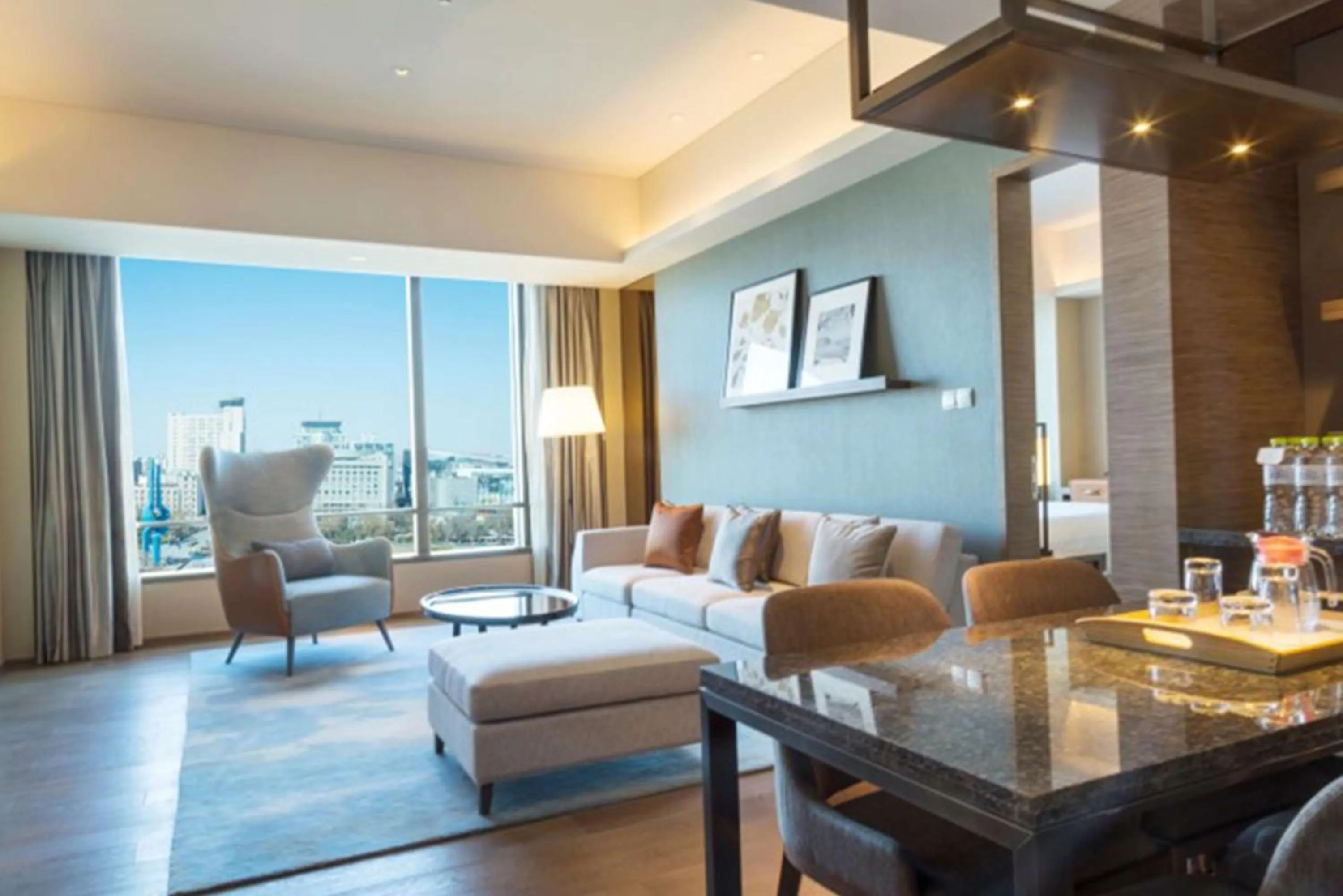 Photo of the whole room in Shangri-La Jinan