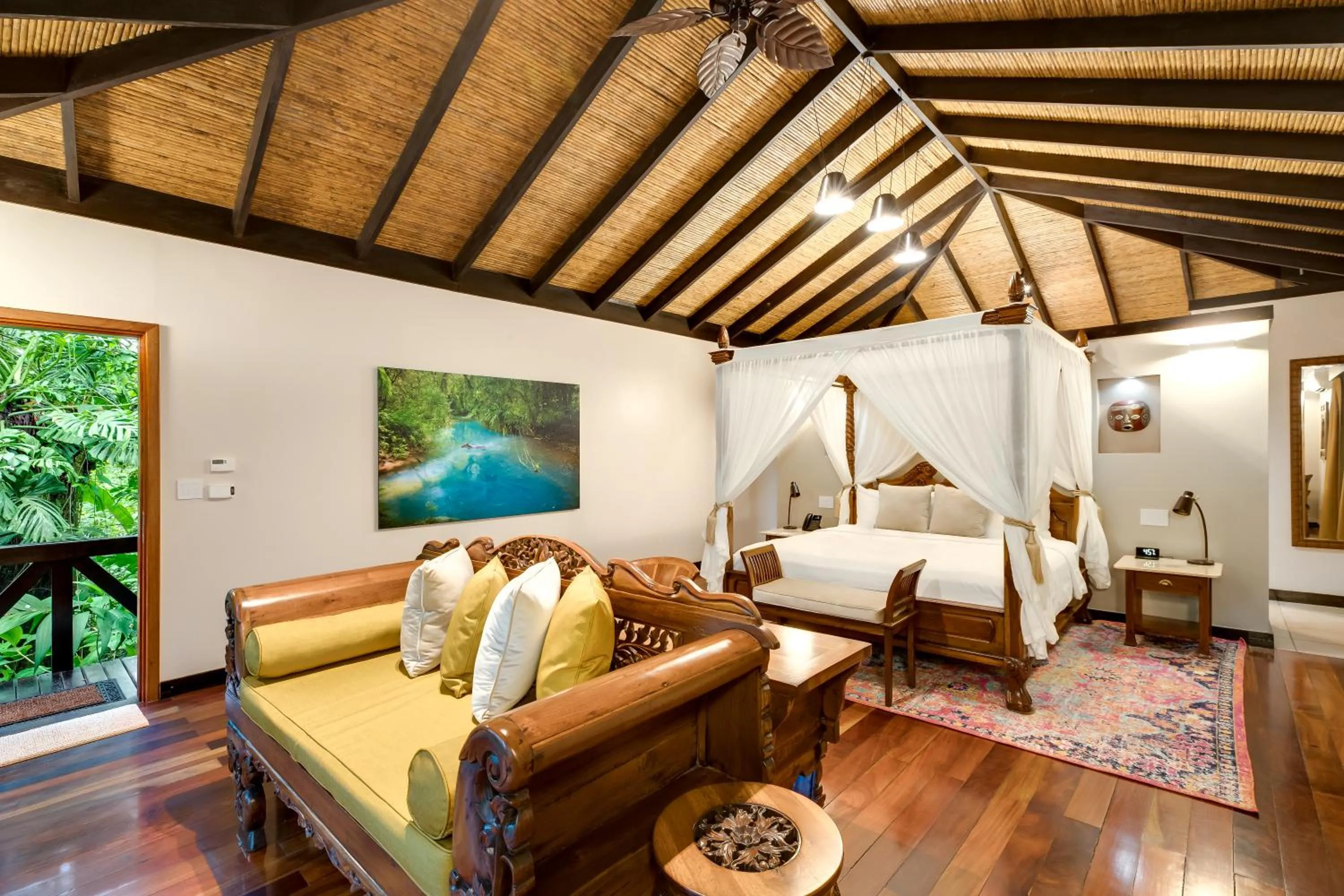 Photo of the whole room in Hideaway Rio Celeste Hotel