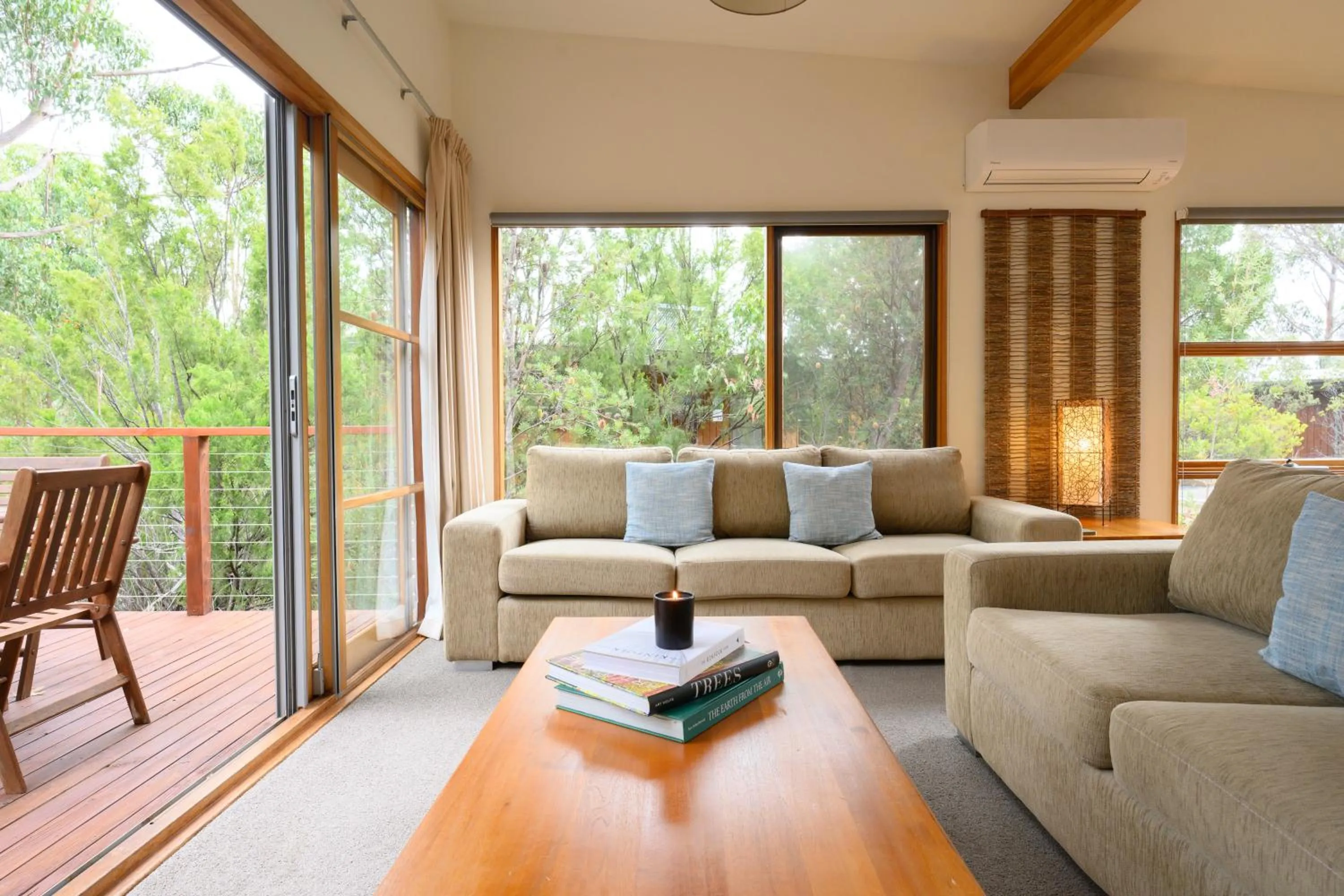 Living room in Stewarts Bay Lodge