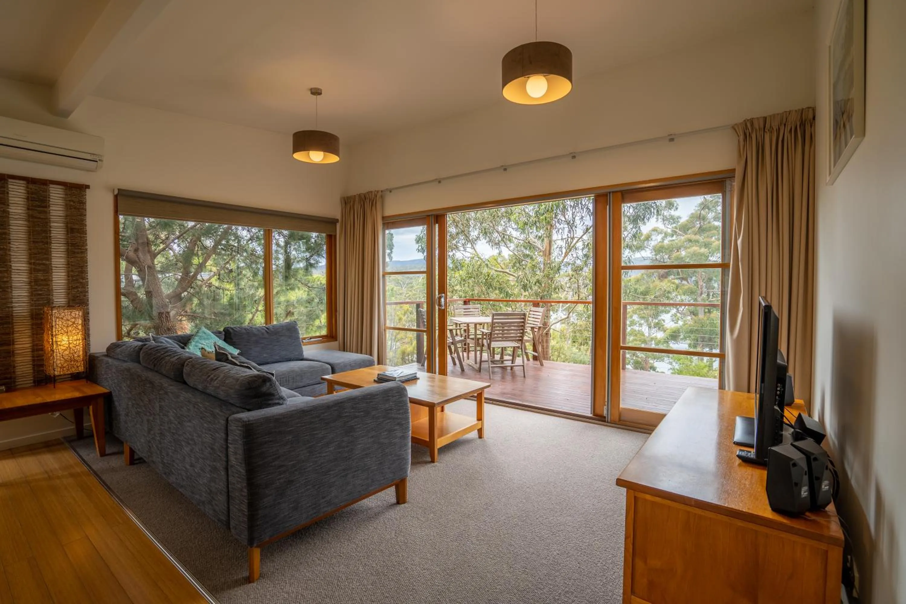 Living room in Stewarts Bay Lodge