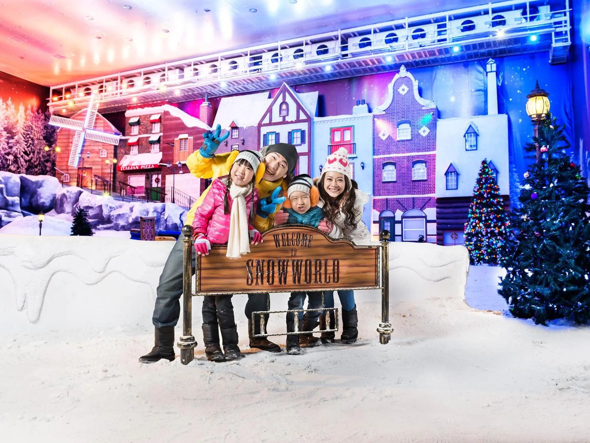 group of guests in Resorts World Genting - First World Hotel