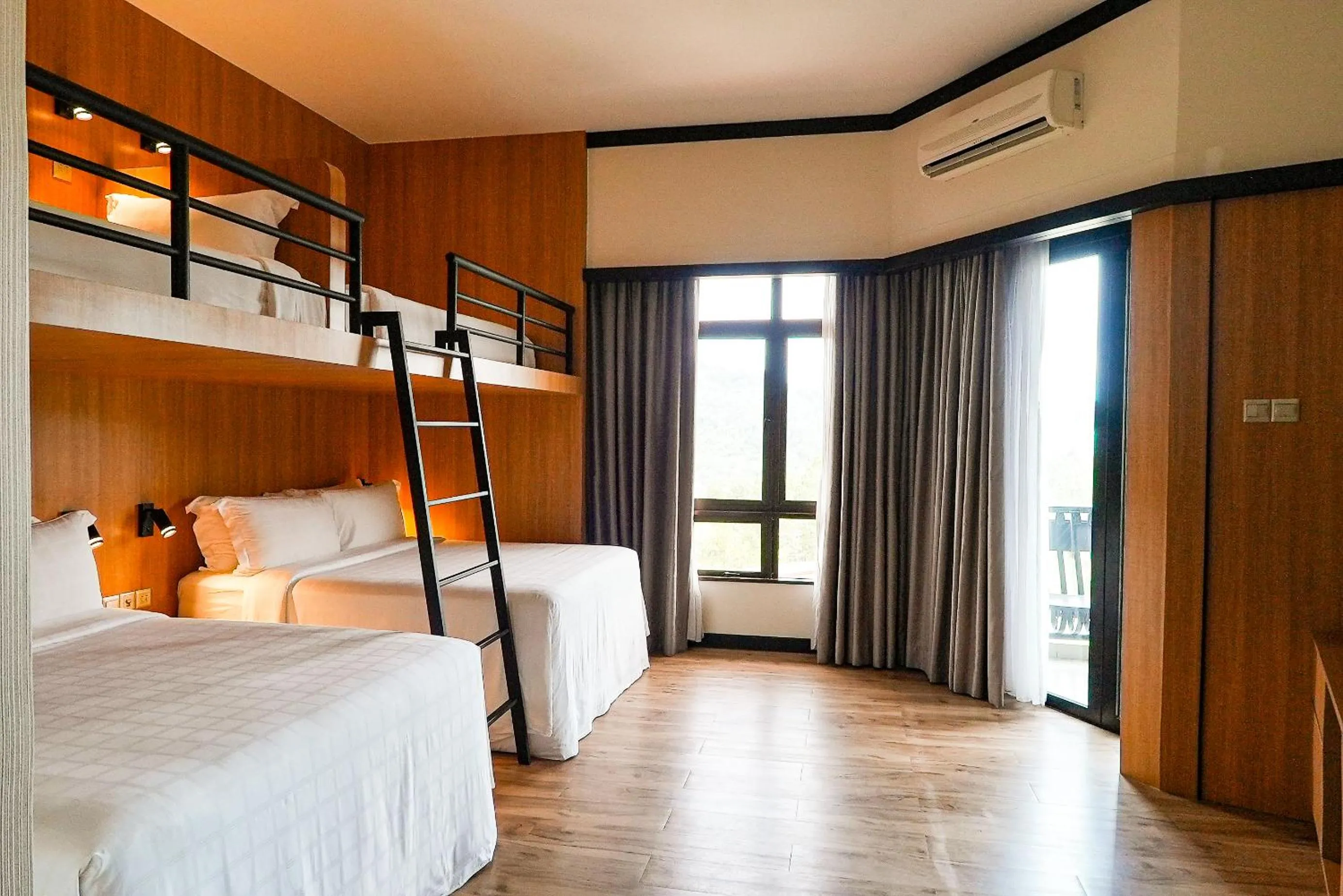 Bed in Resorts World Awana