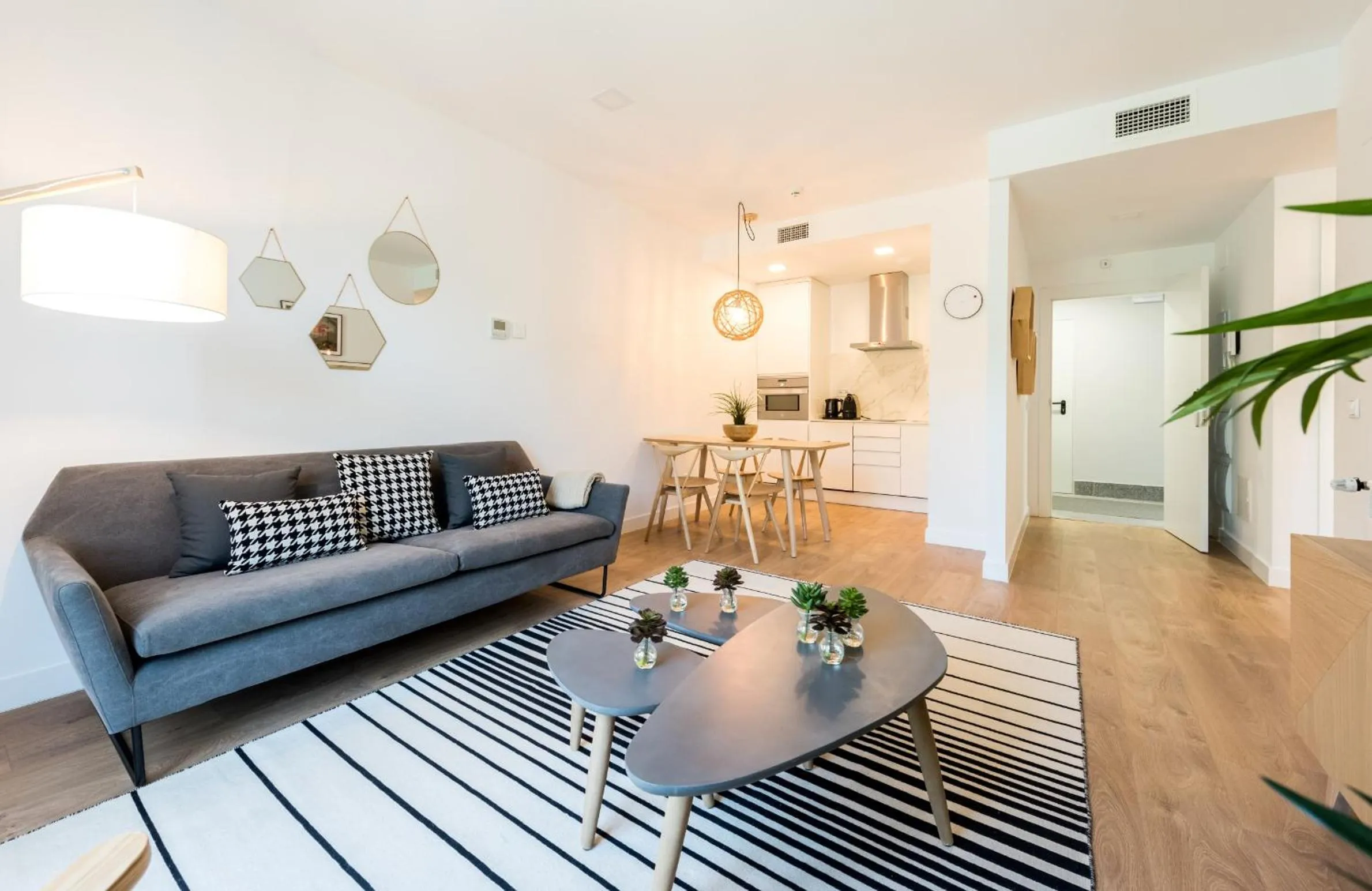 Living room in Plaza de España Skyline