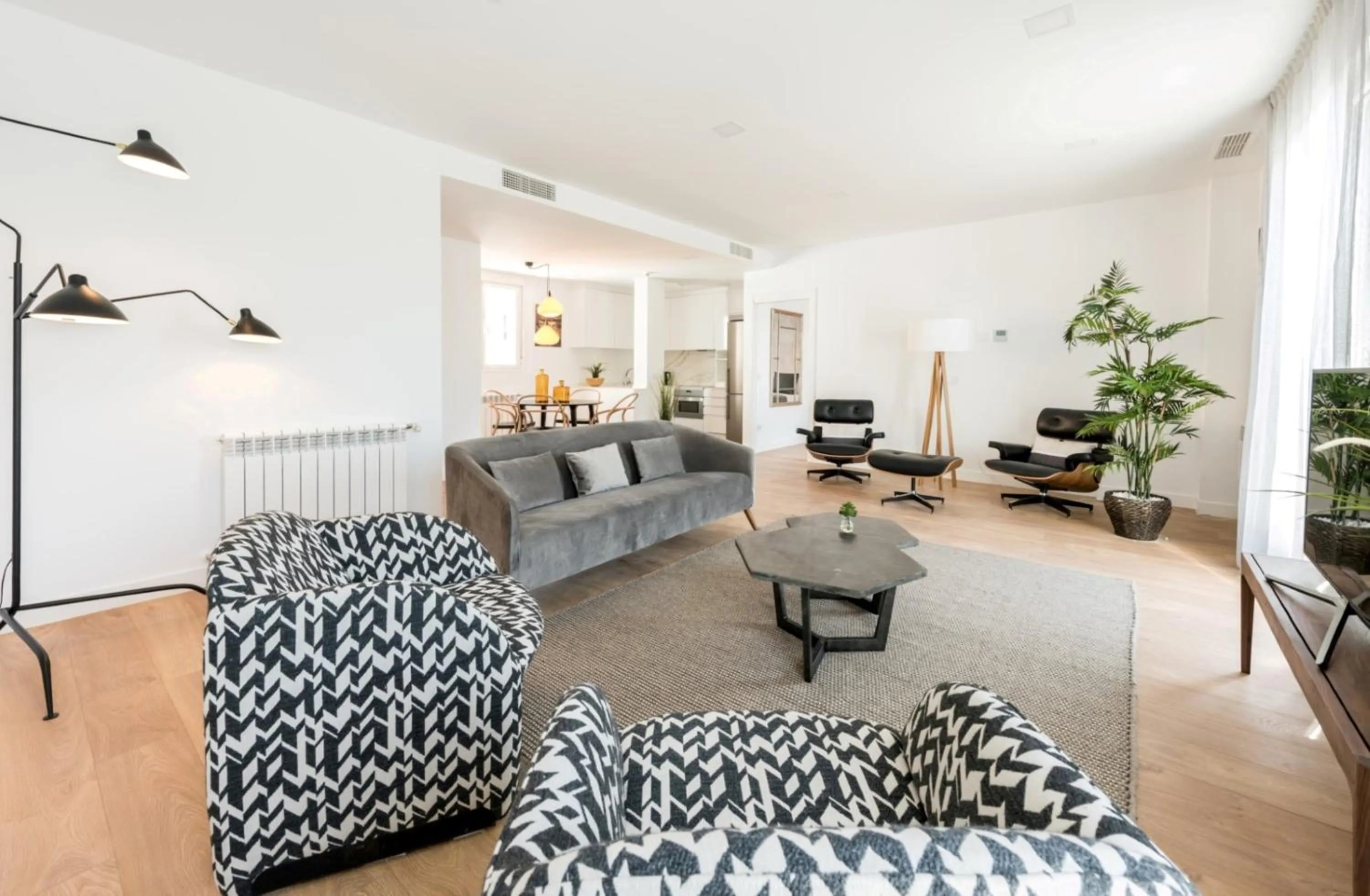Living room in Plaza de España Skyline