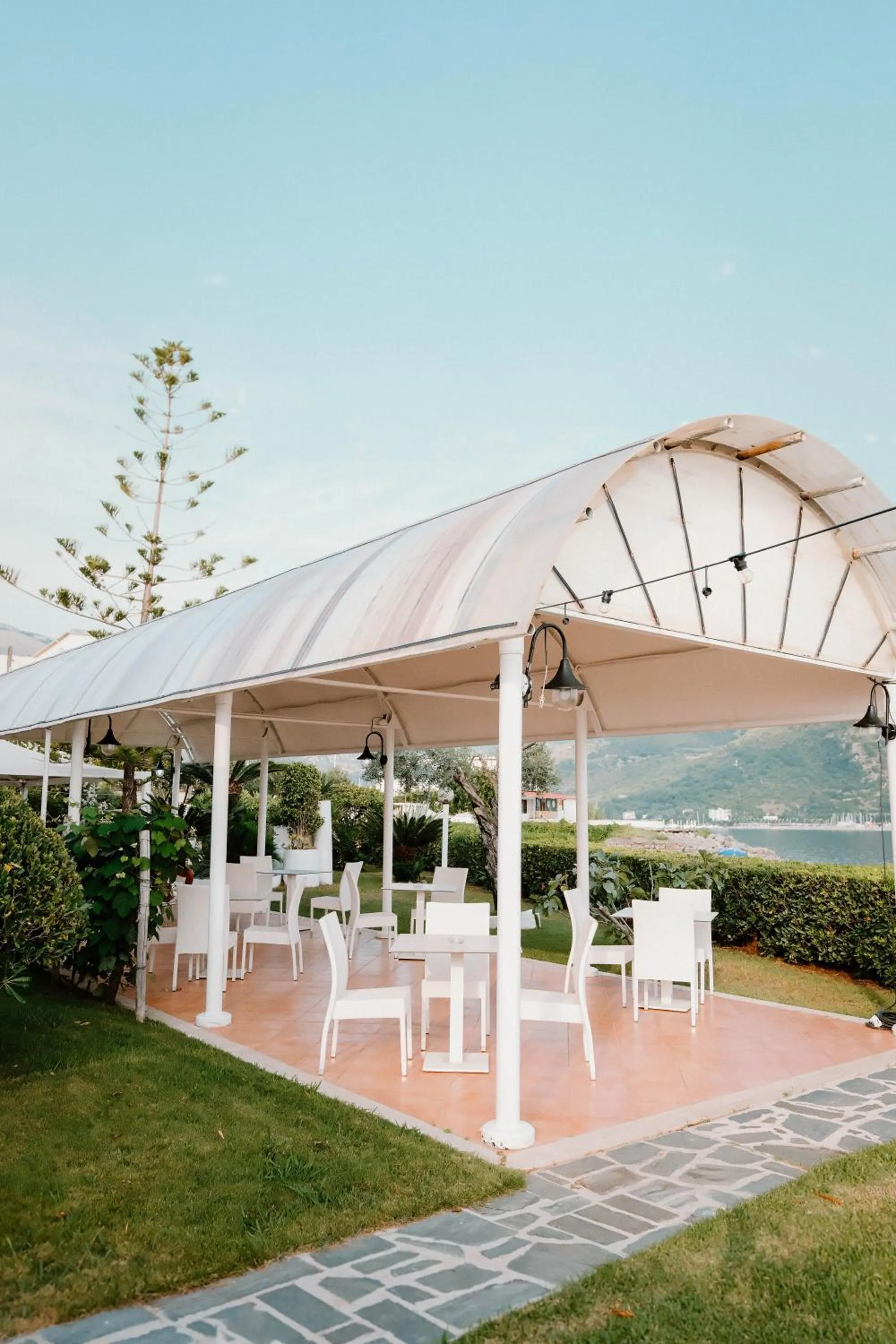 Garden in Hotel Mediterraneo Sapri