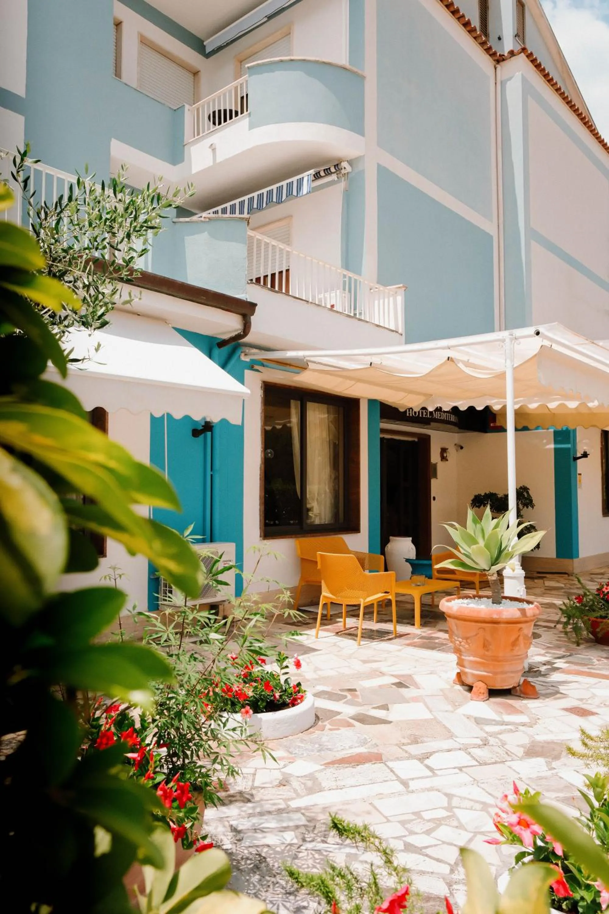 Property building in Hotel Mediterraneo Sapri