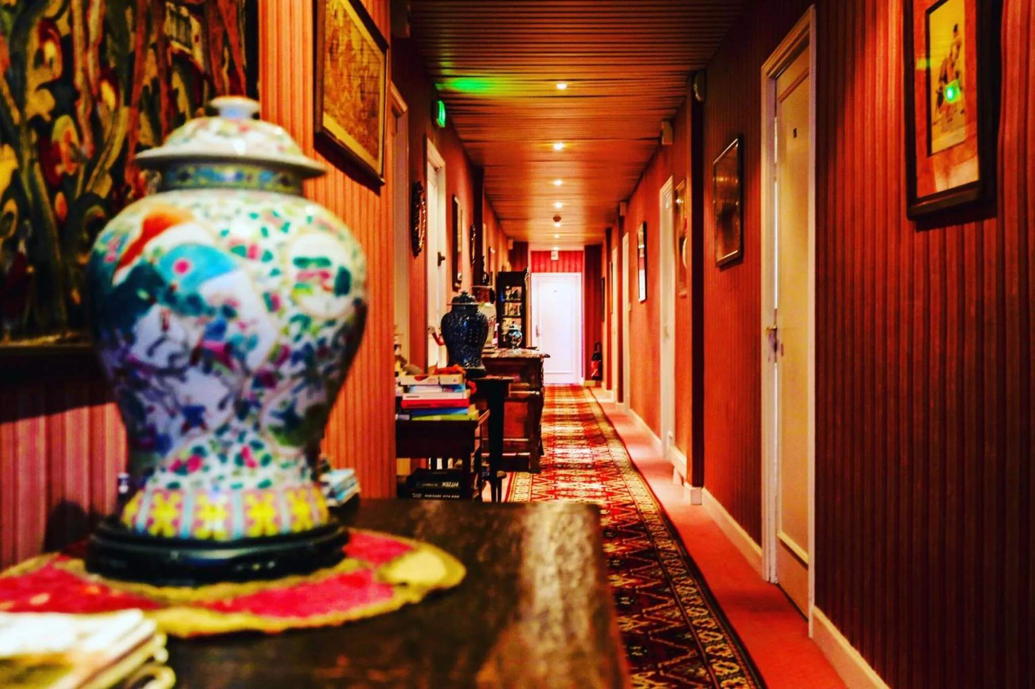 Lobby or reception in Hotel des Mimosas