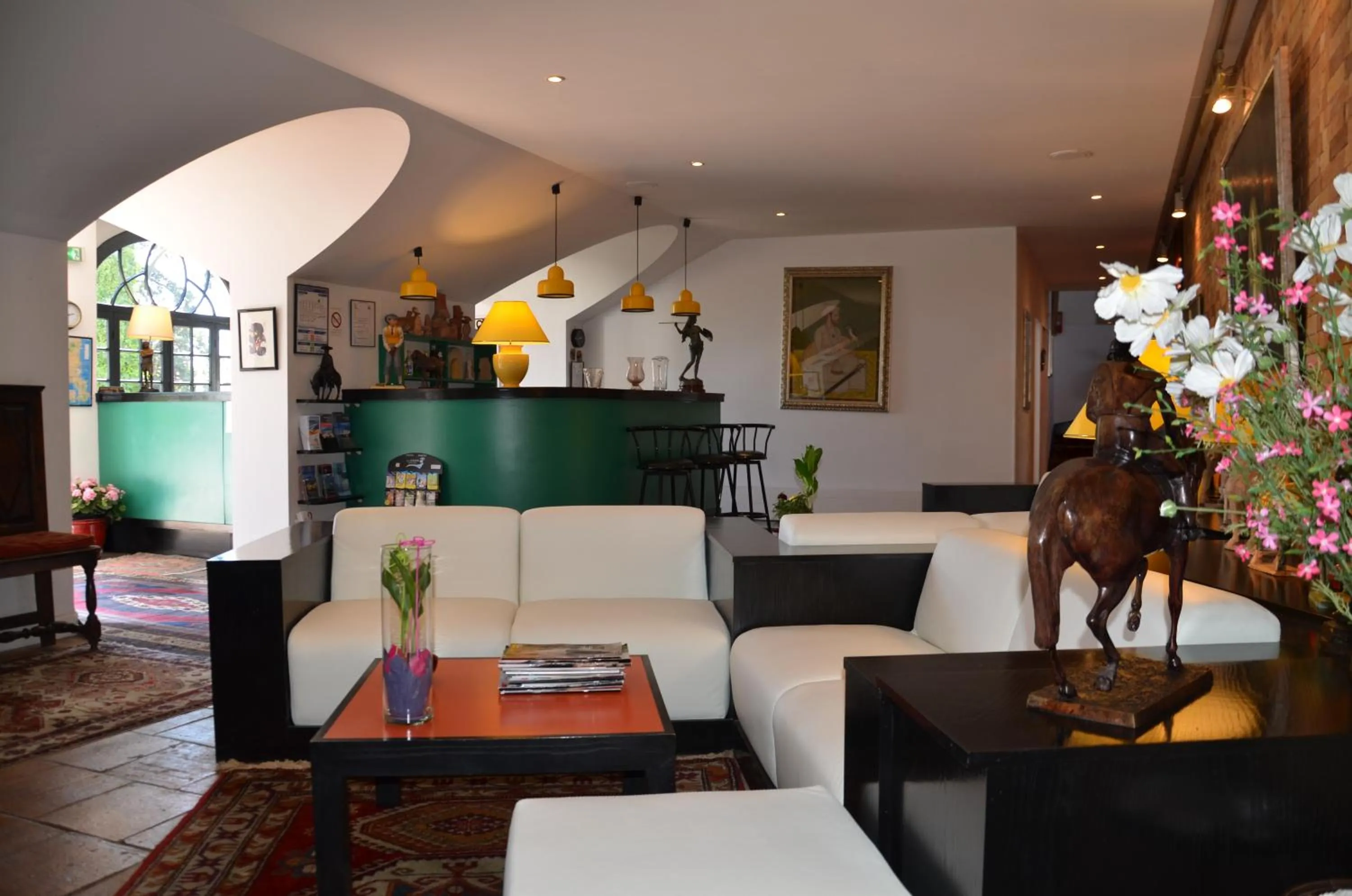 Lounge or bar in Hotel des Mimosas