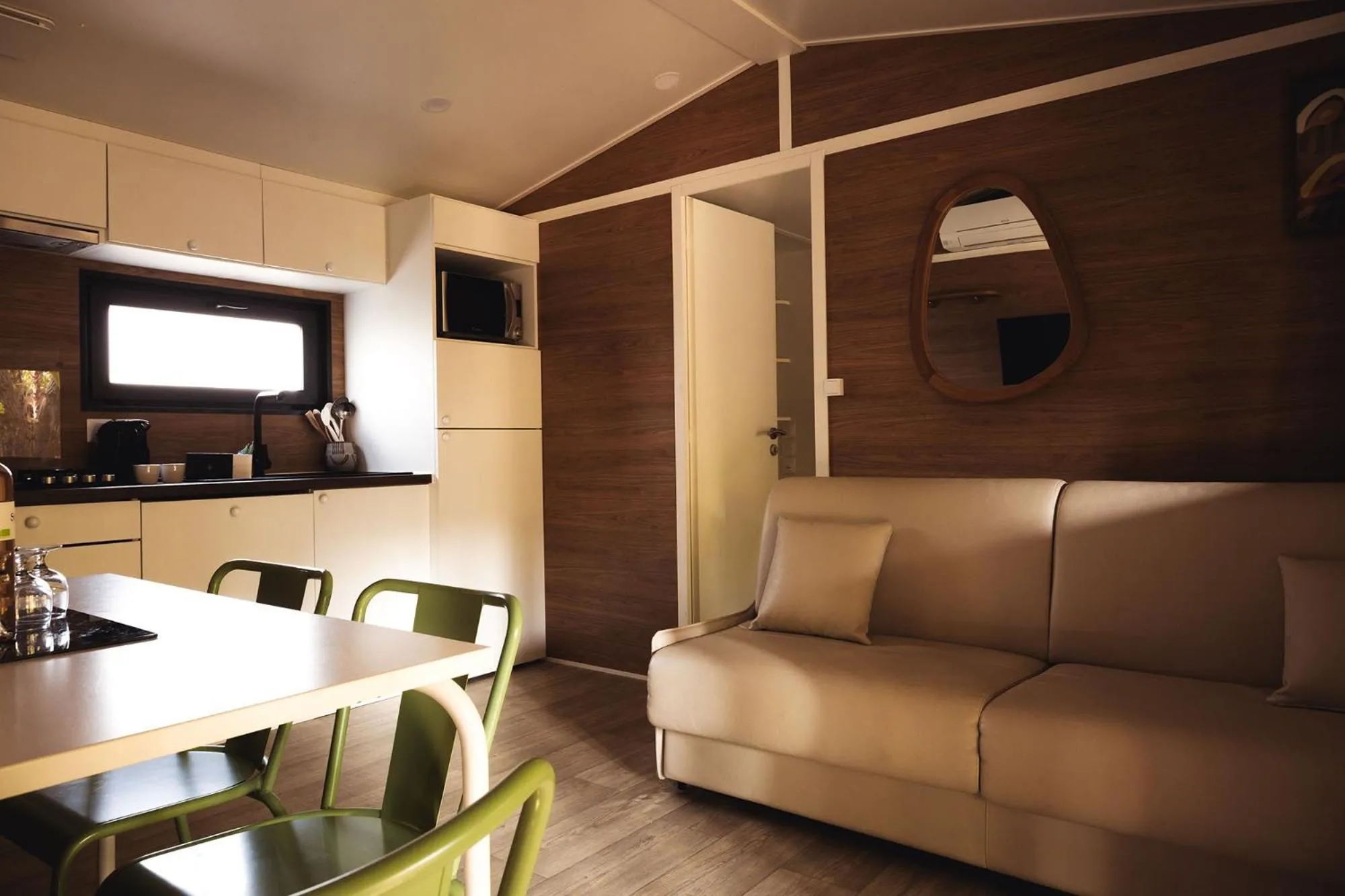 Kitchen or kitchenette in Les Prairies de la Mer