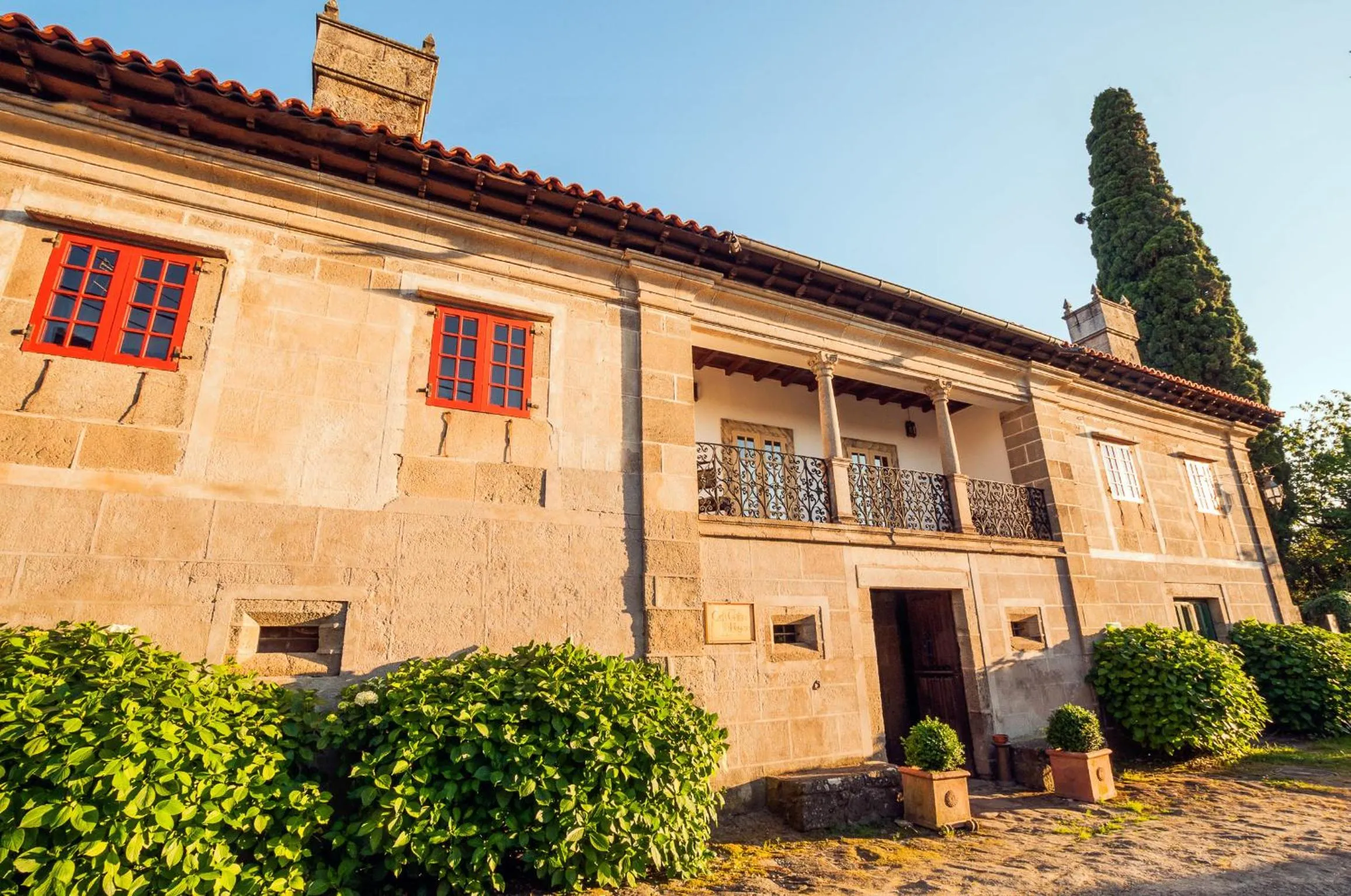 Facade/entrance in Casa Grande de Rosende