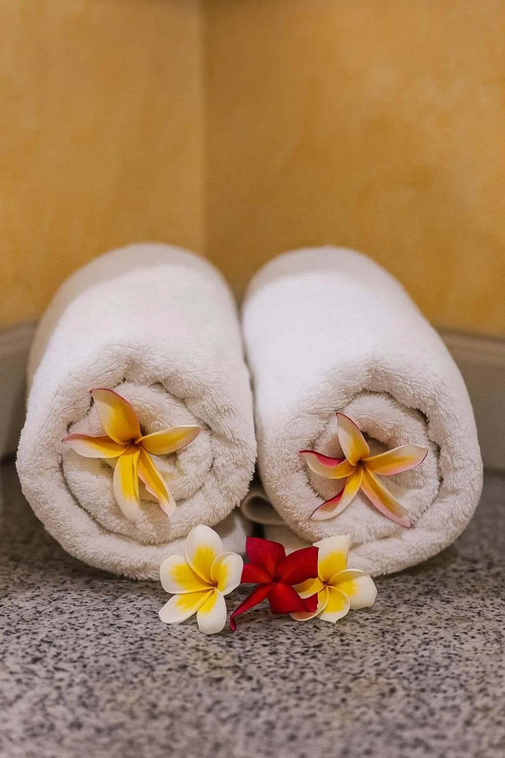 towels in Puri Saron Denpasar Hotel
