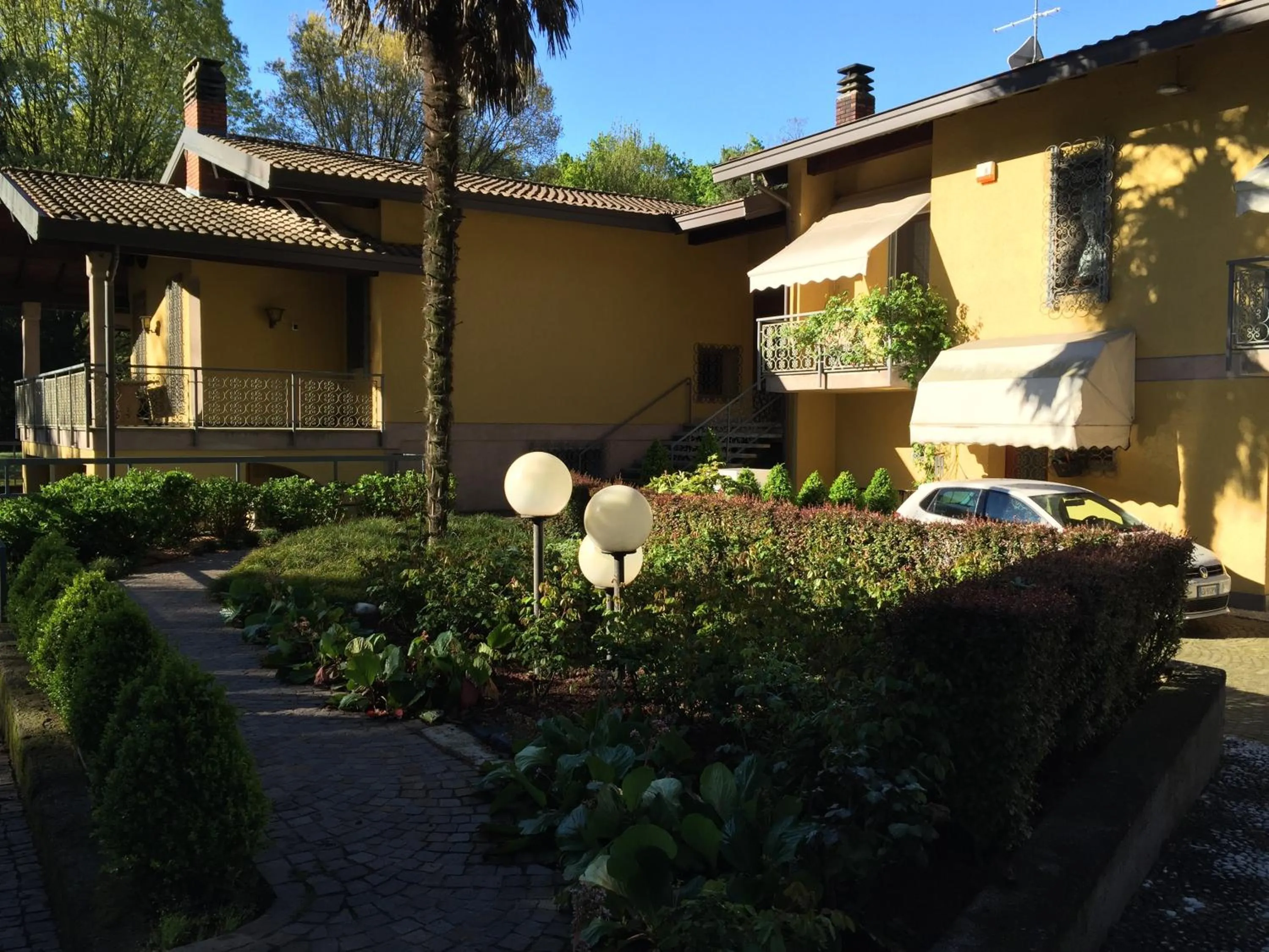 Garden in Bed&Garden