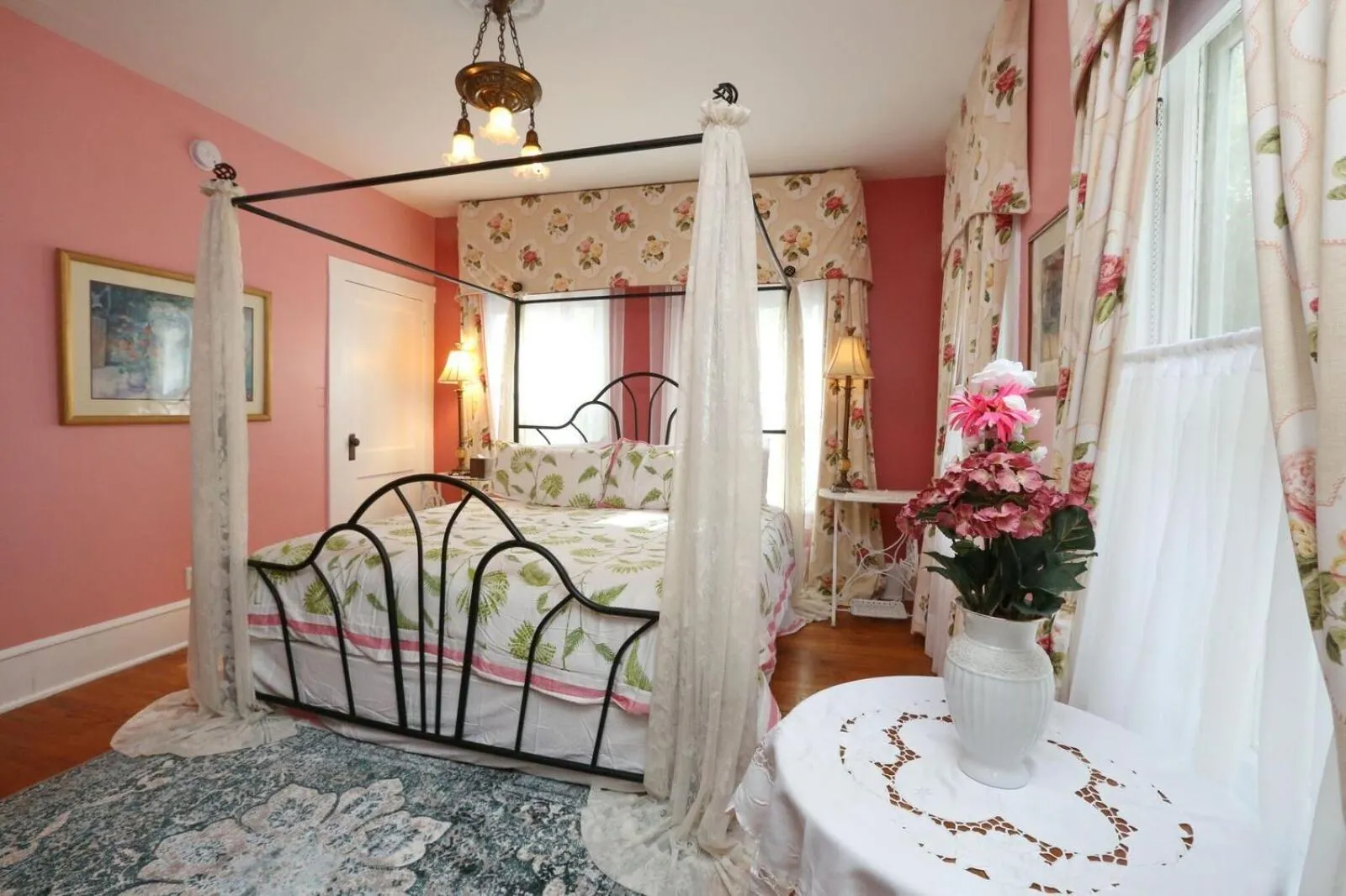 Photo of the whole room, Bed in Historic Sevilla House (Adults only)