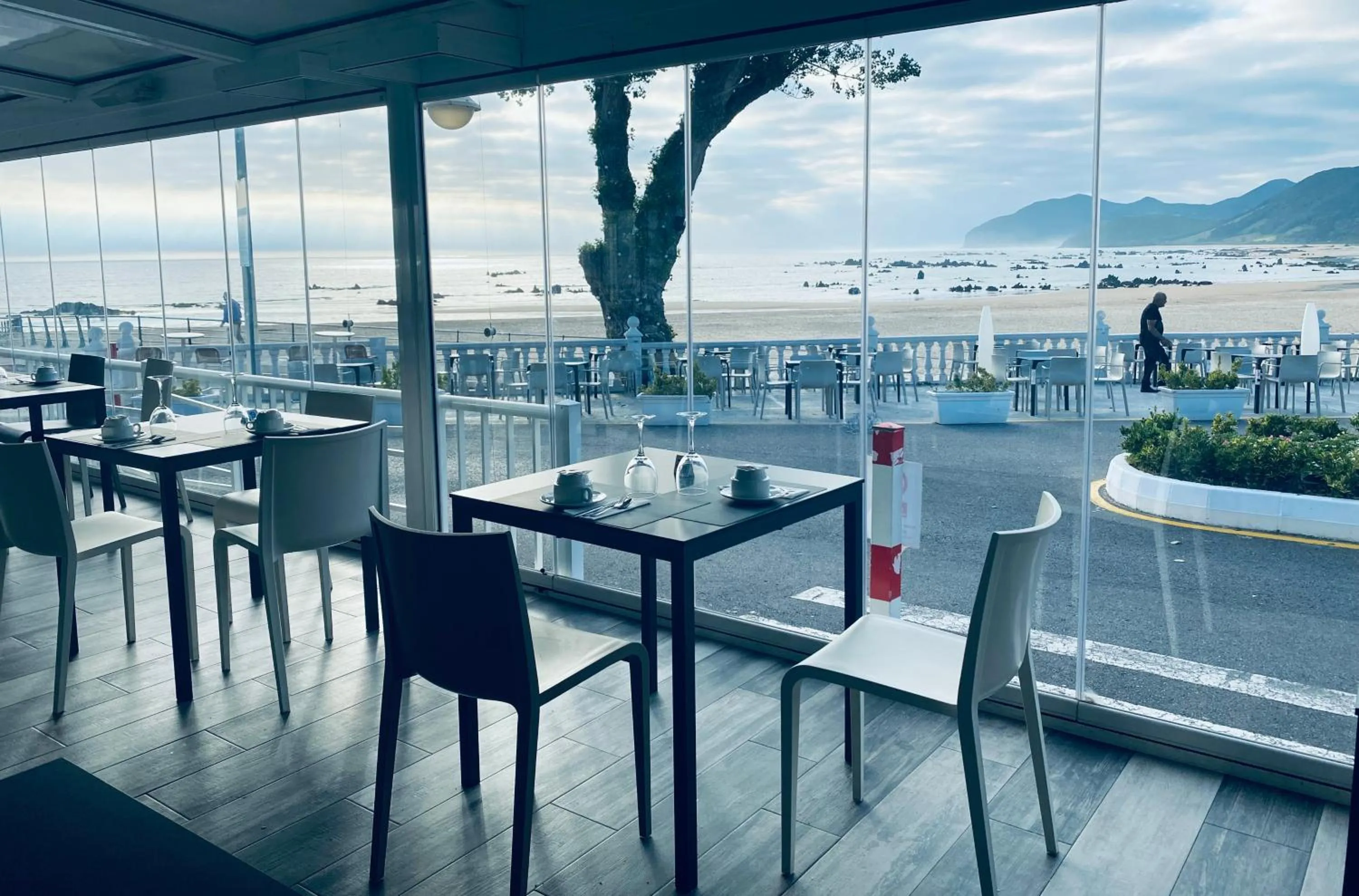 Restaurant/places to eat in Hotel Las Olas