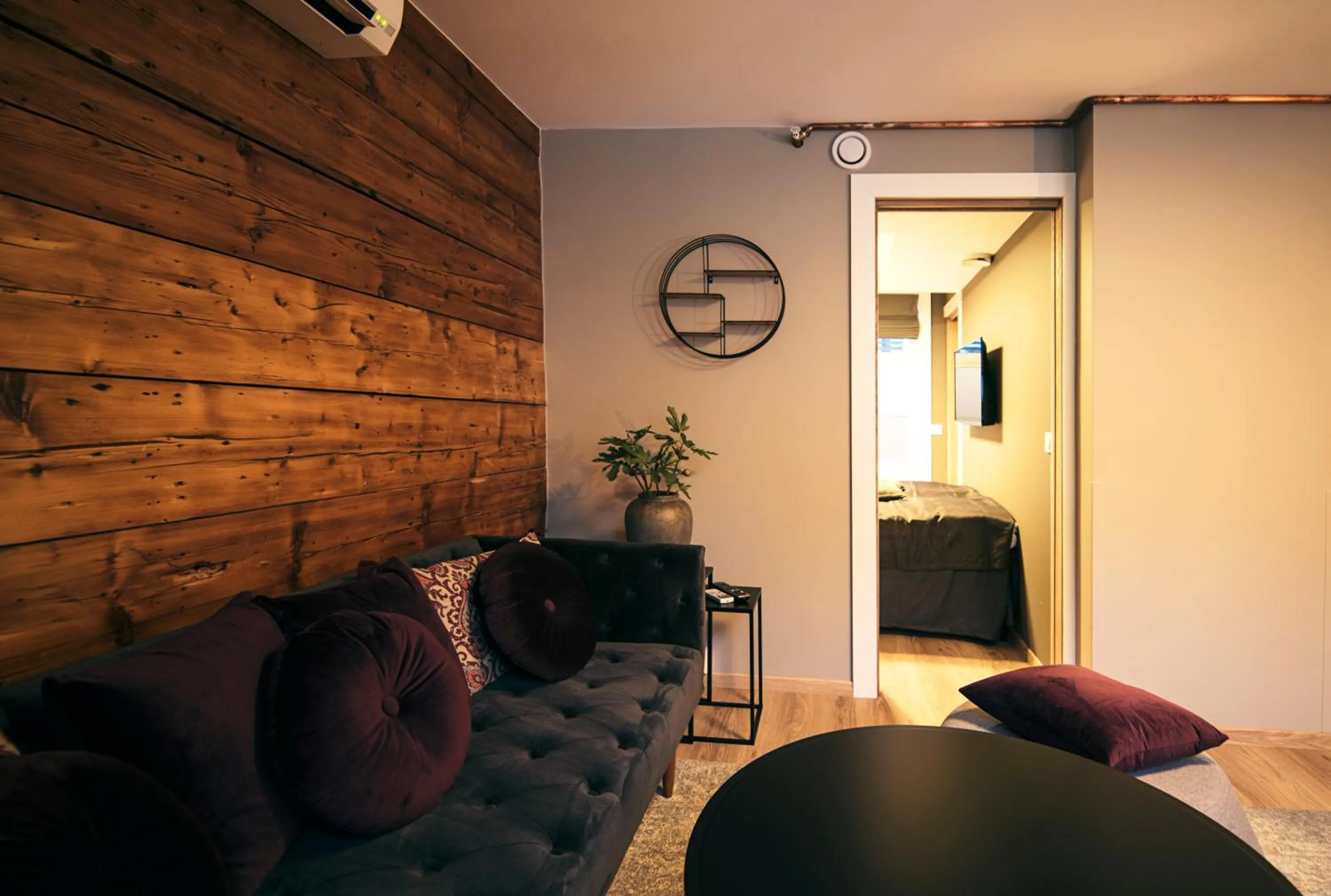 Living room in Home Again Apartments Nygata 1