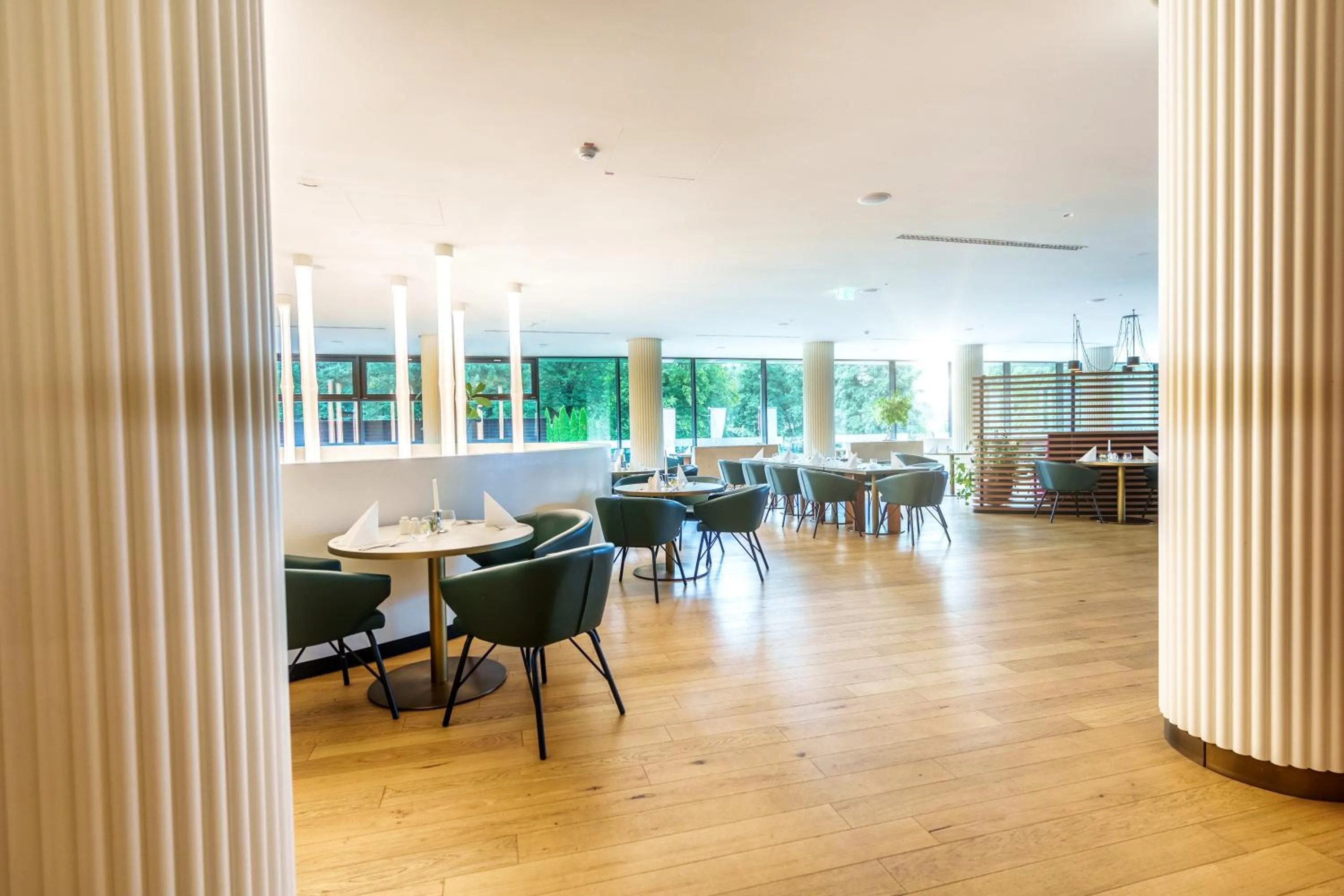 Restaurant/places to eat in HABAKUK Wellness & Event Hotel