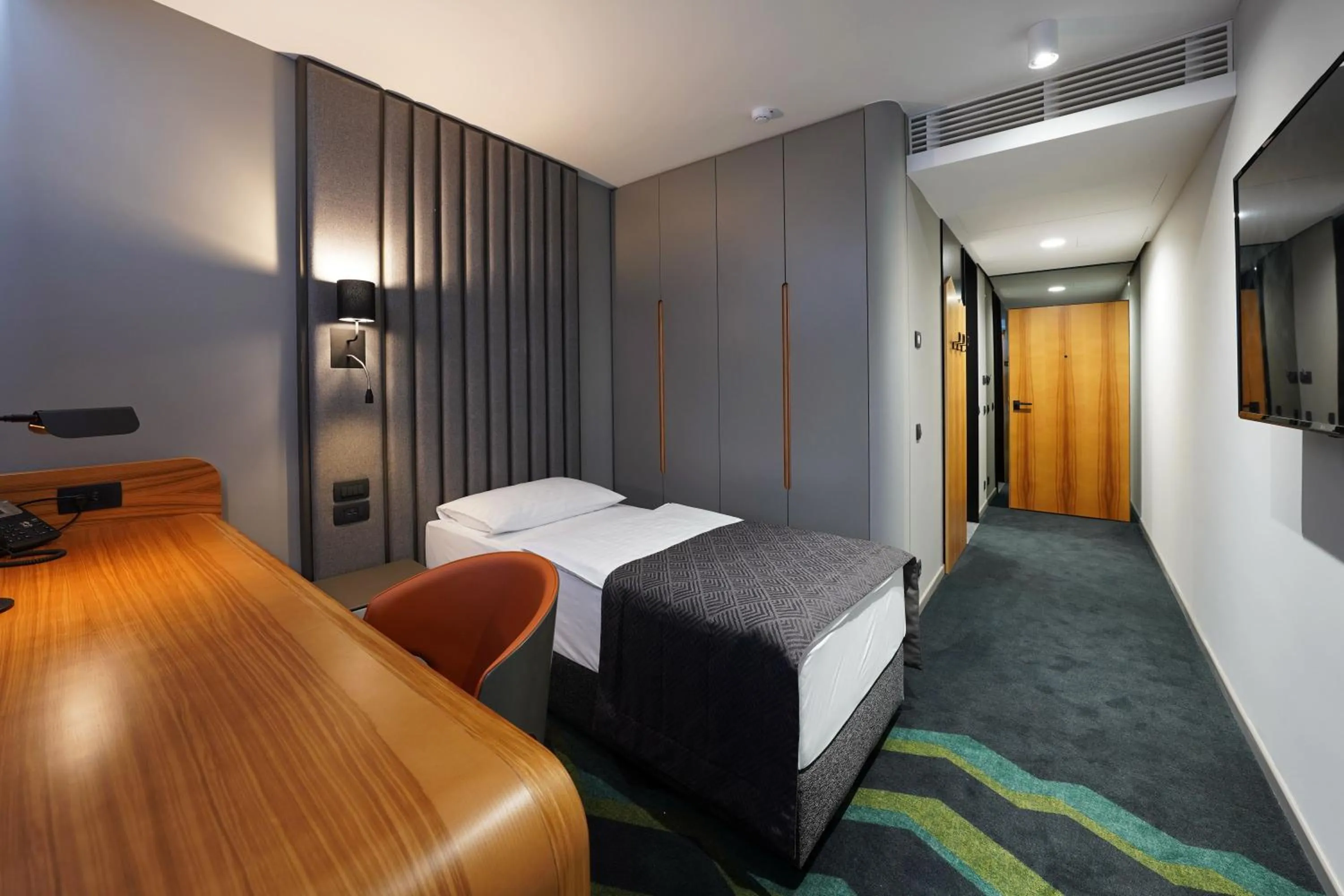 Bed in HABAKUK Wellness & Event Hotel