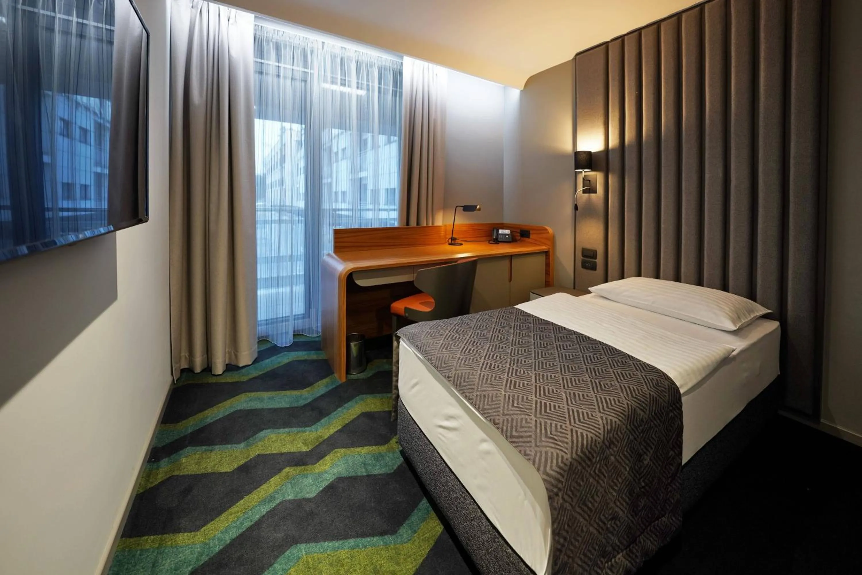 Bed in HABAKUK Wellness & Event Hotel