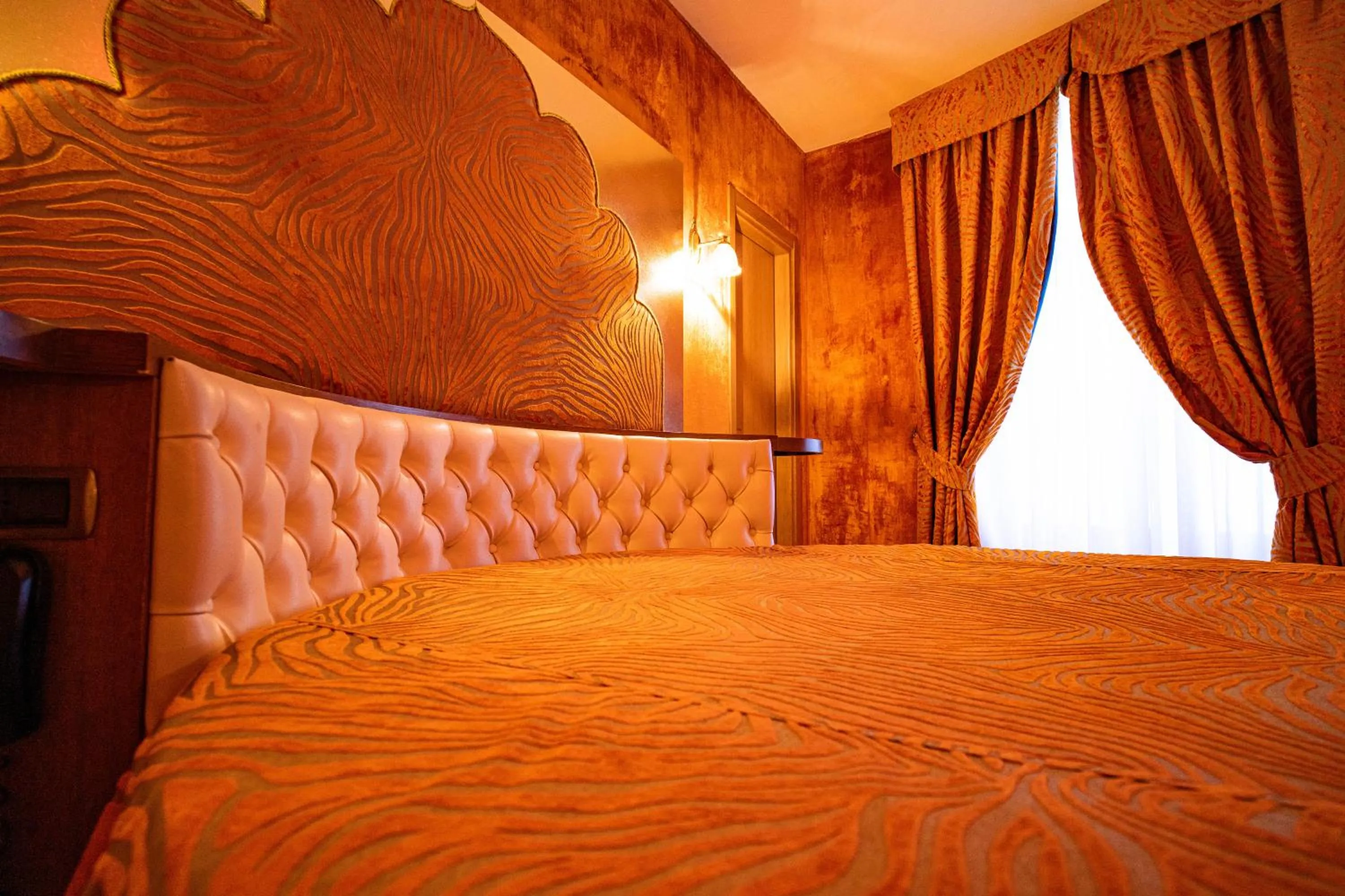 Bed in Marcantonio Hotel