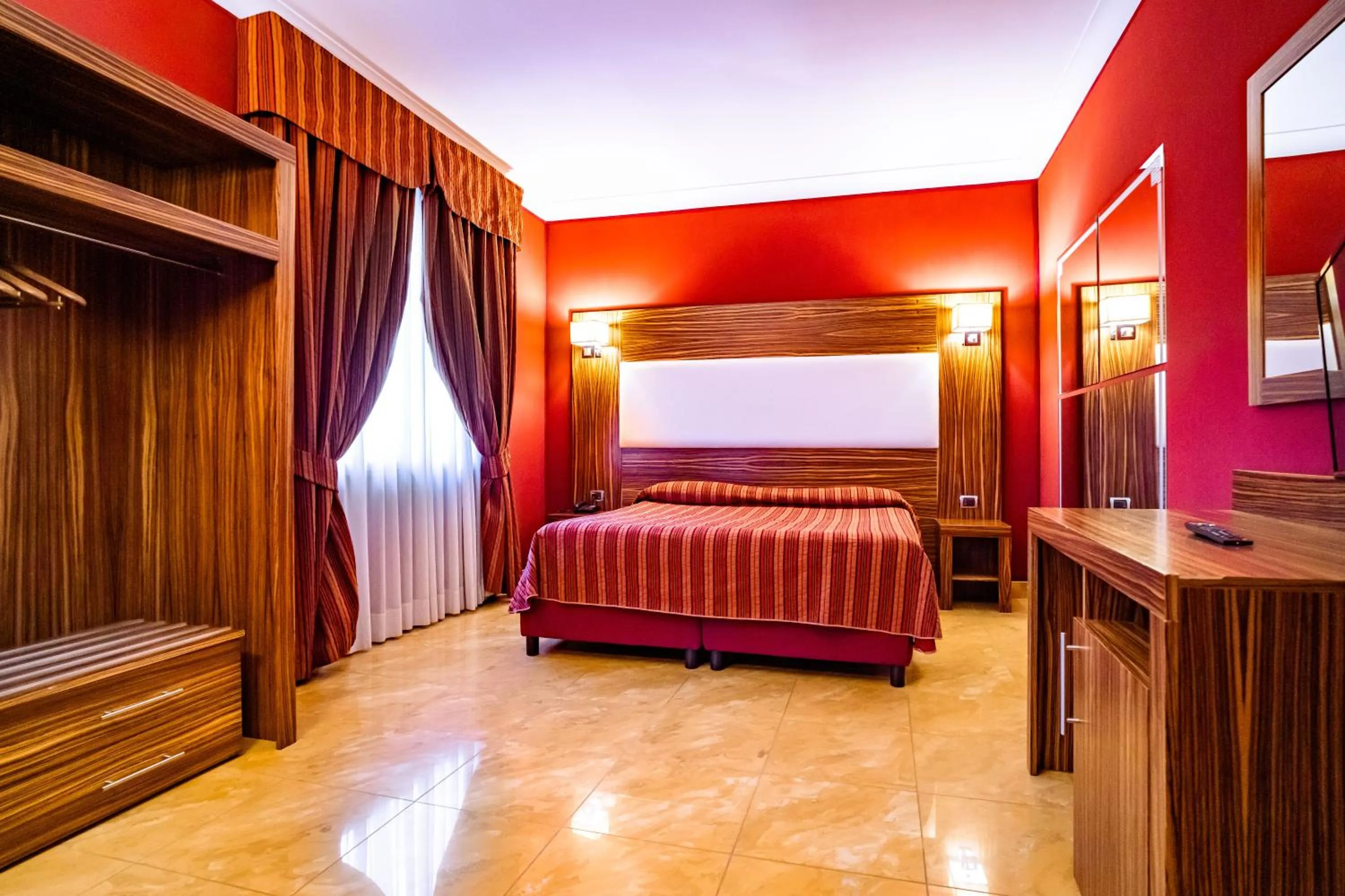 Bed in Marcantonio Hotel