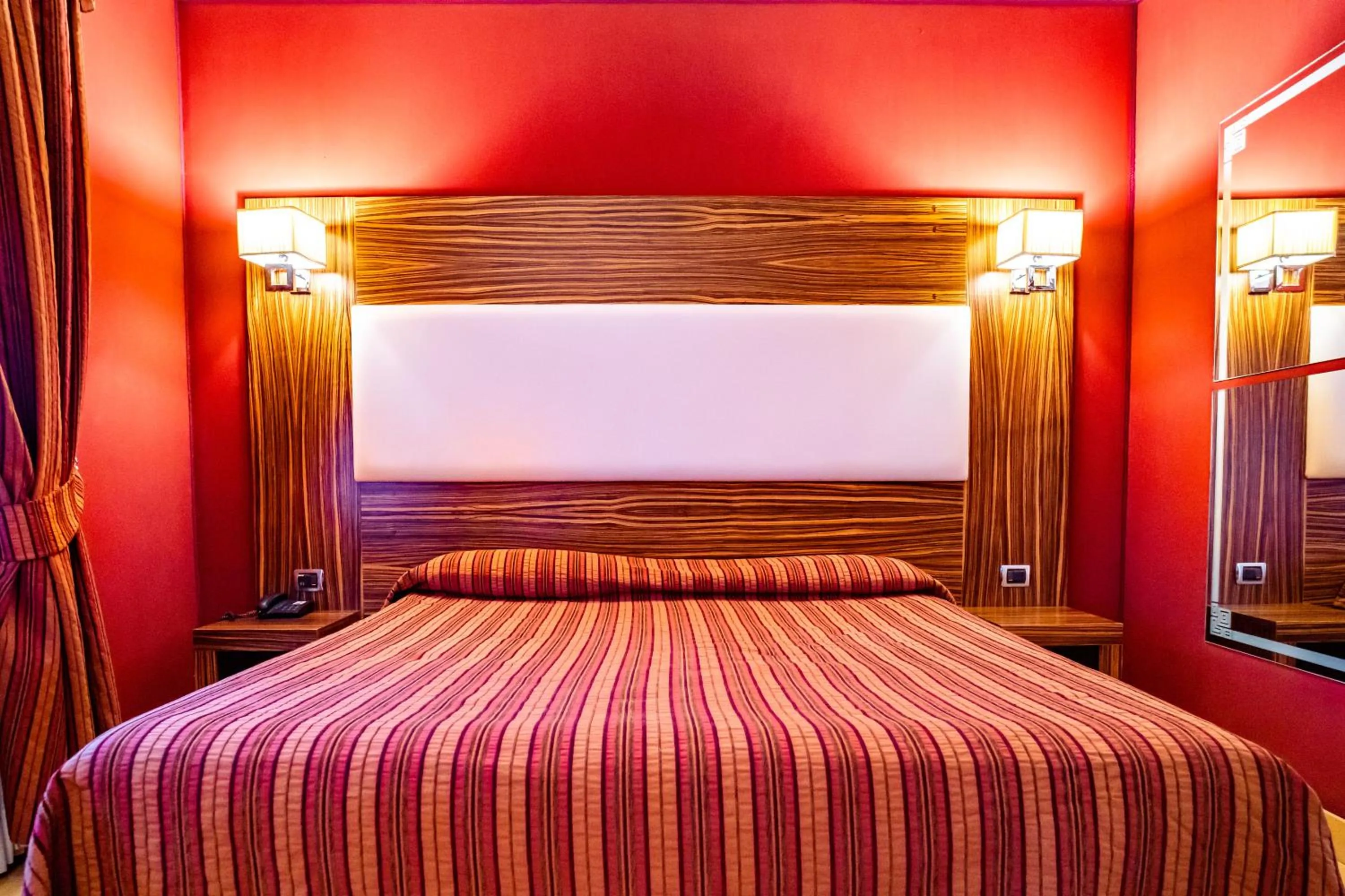 Bed in Marcantonio Hotel
