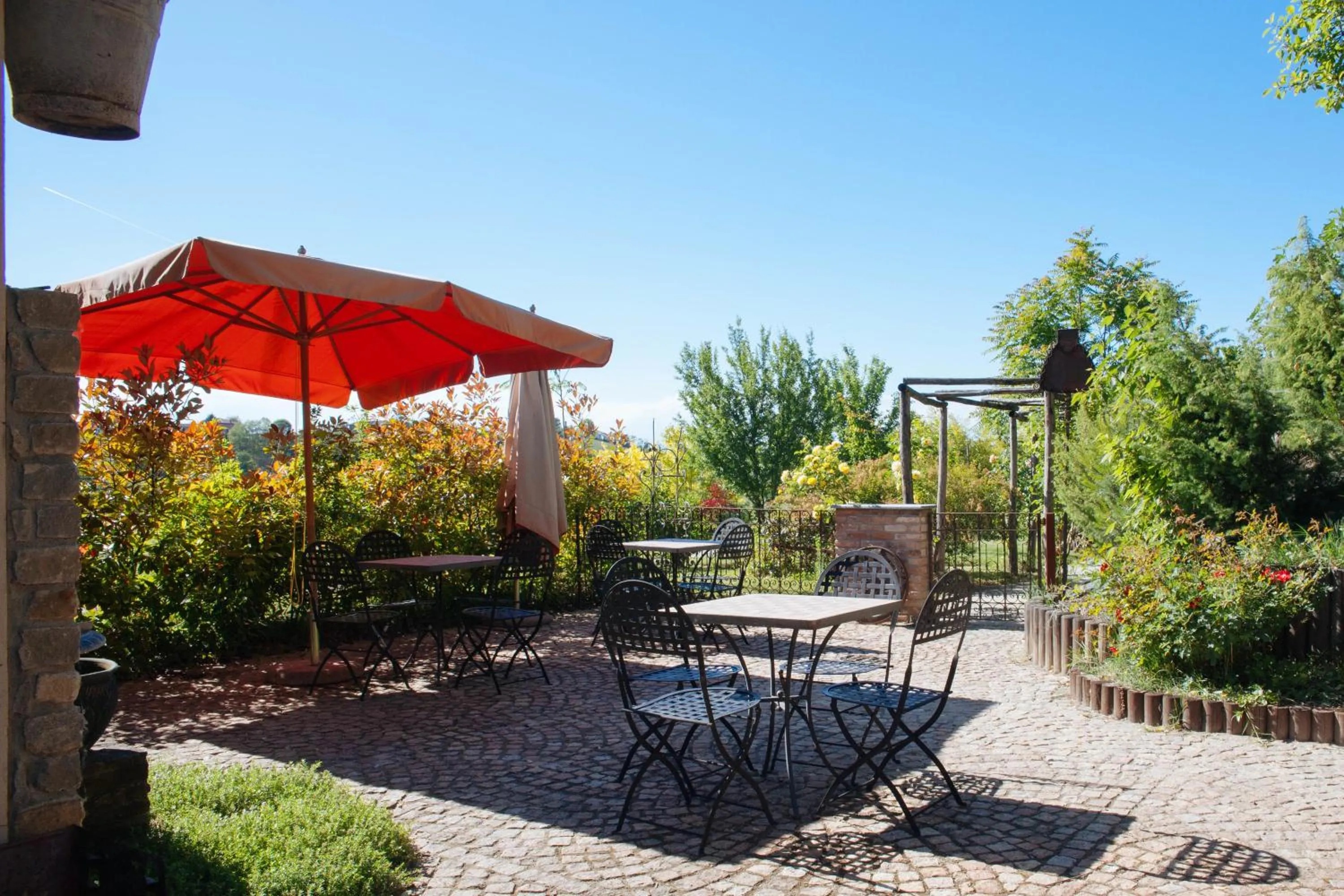 Facade/entrance in I Grilli