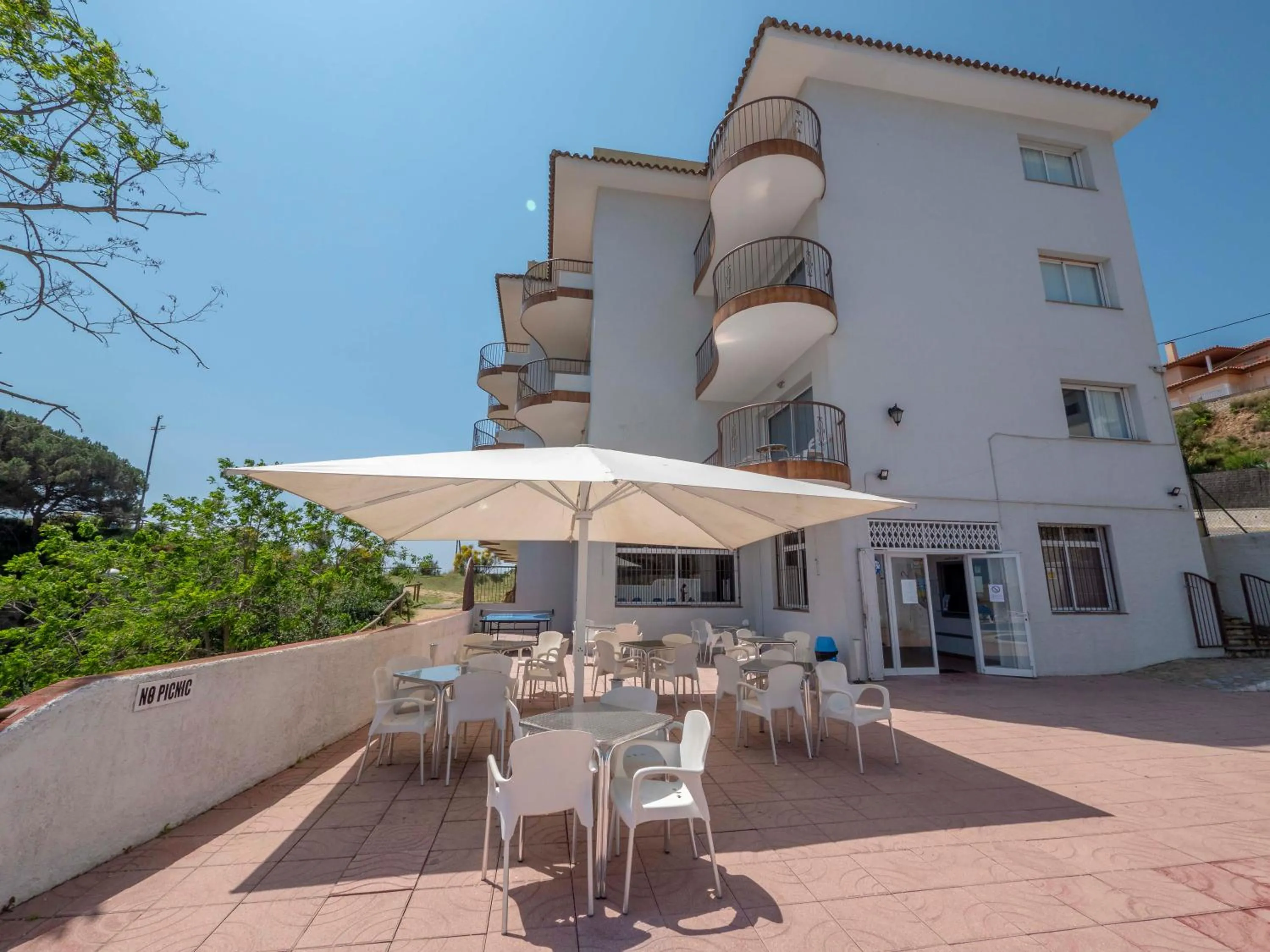 Property building in Apartamentos AR Muntanya Mar