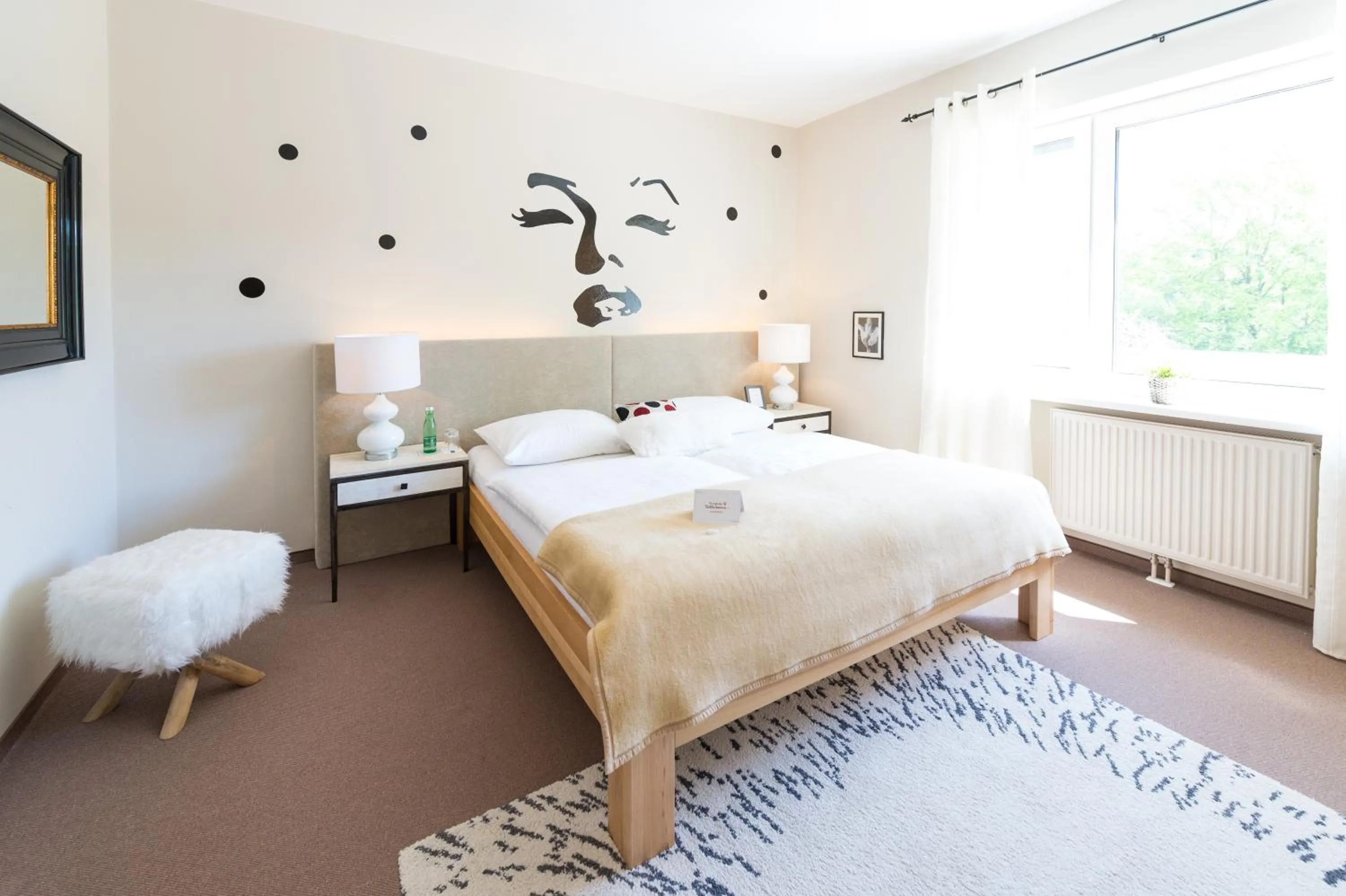 Photo of the whole room, Bed in Das Eisenberg