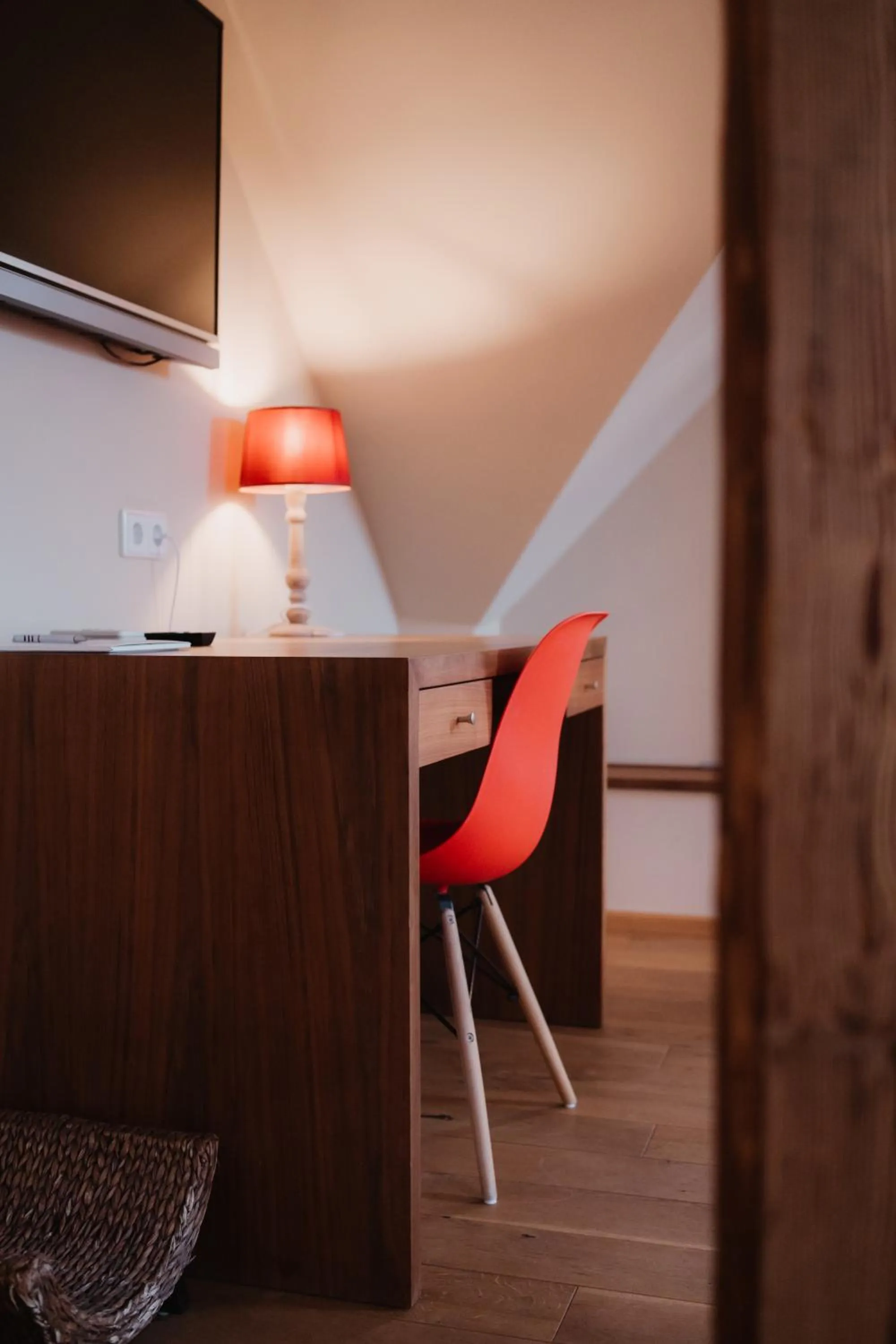 TV and multimedia in Das Eisenberg