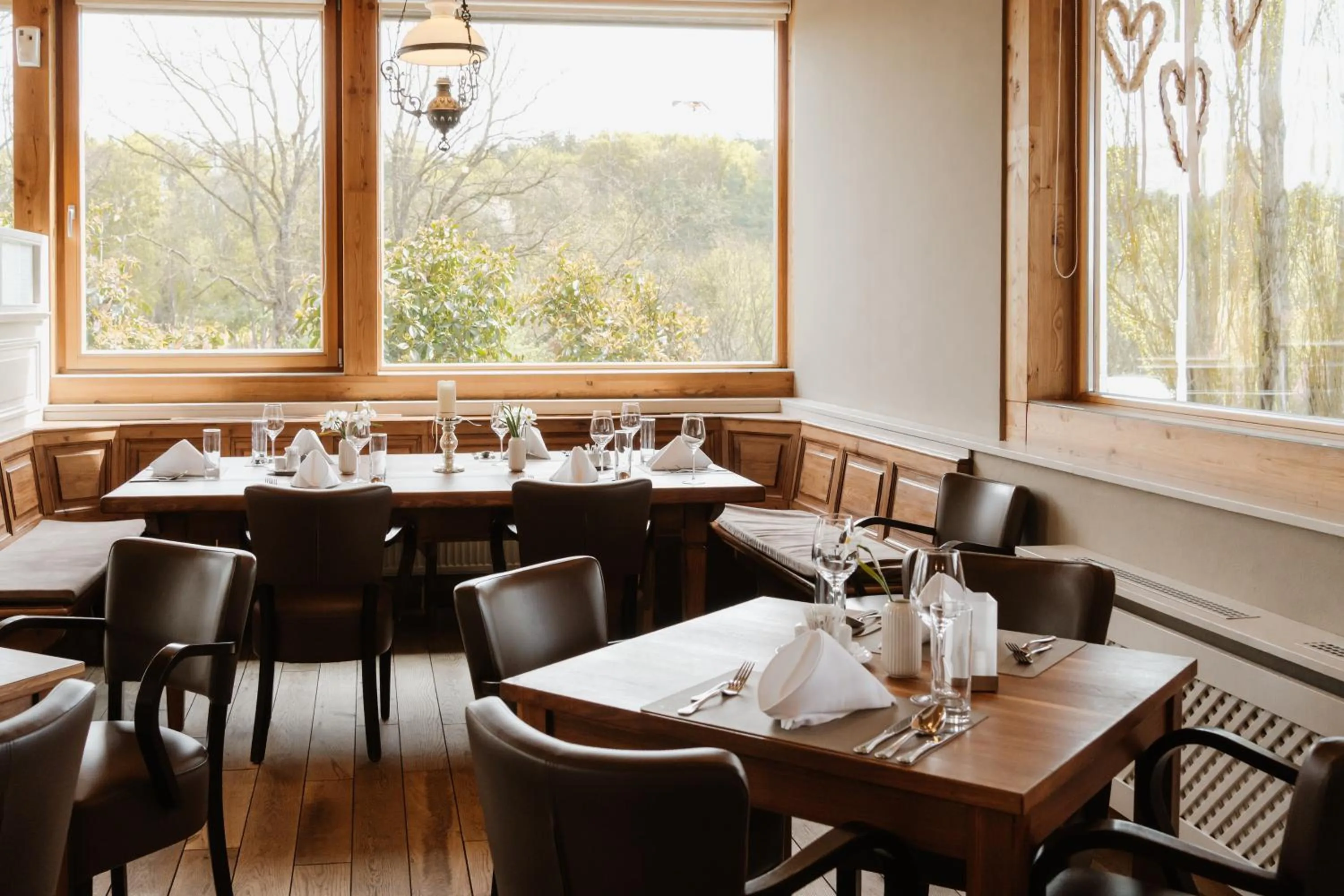 Restaurant/places to eat in Das Eisenberg