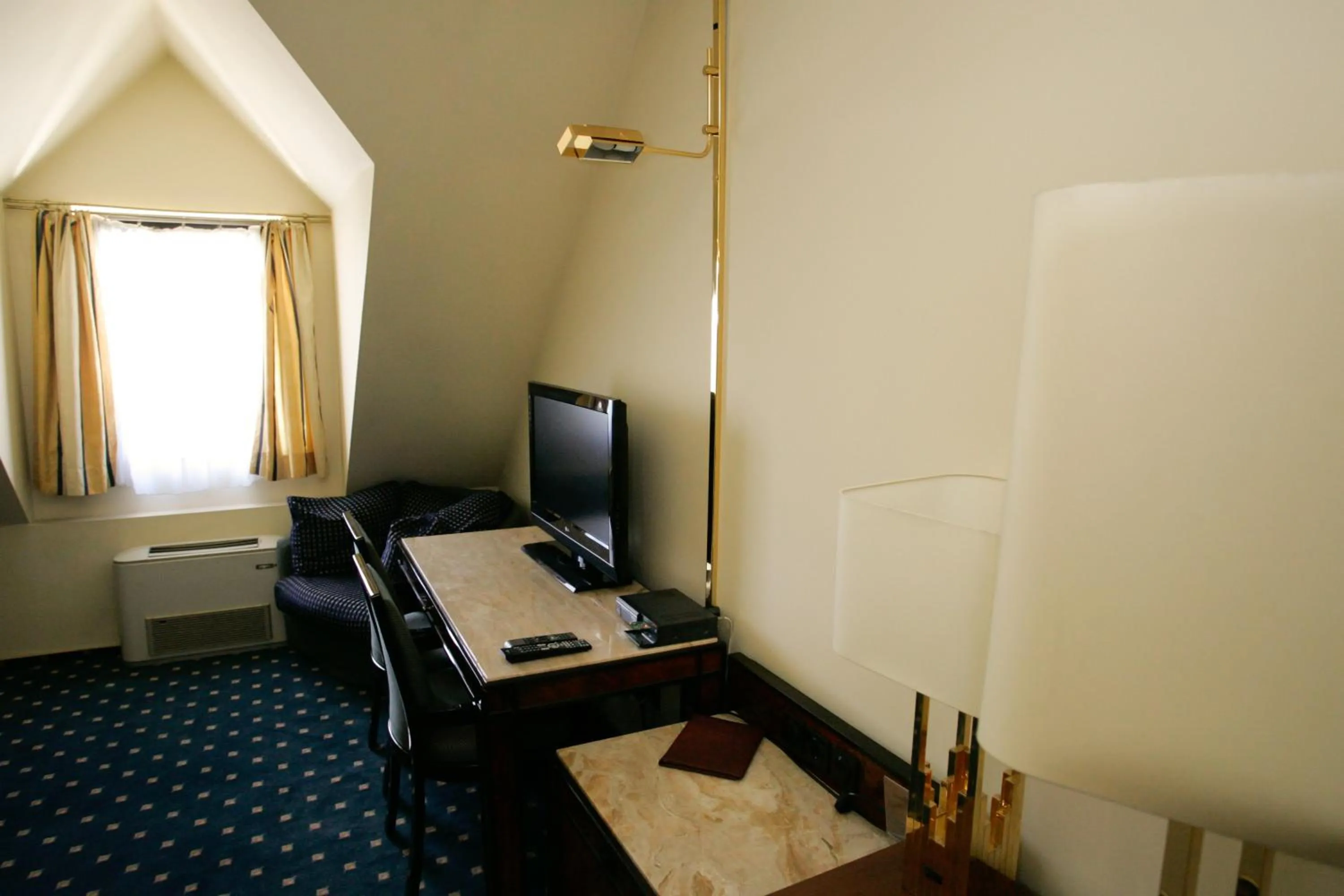 Photo of the whole room in Hotel Podzamcze