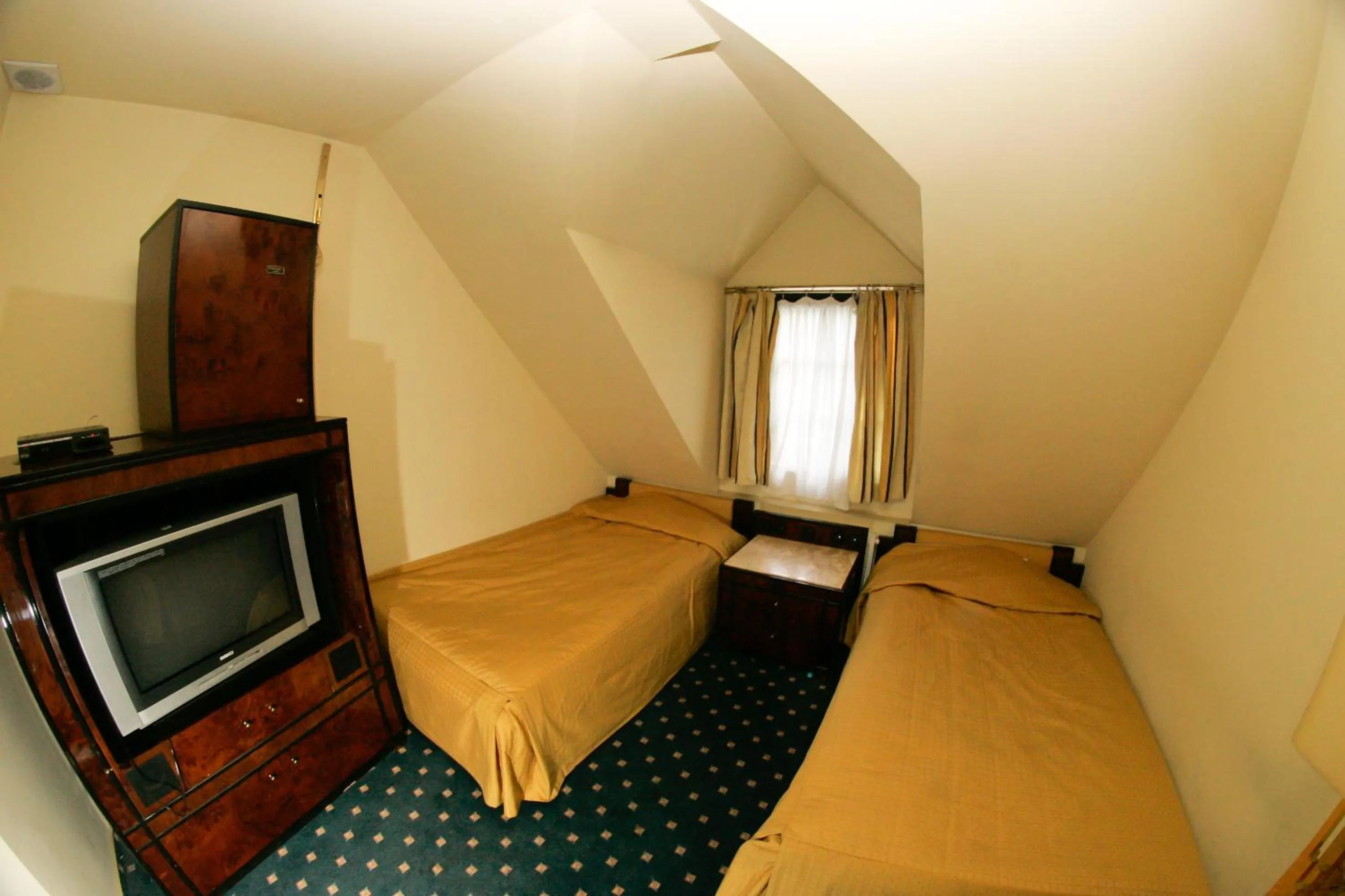 Bed in Hotel Podzamcze