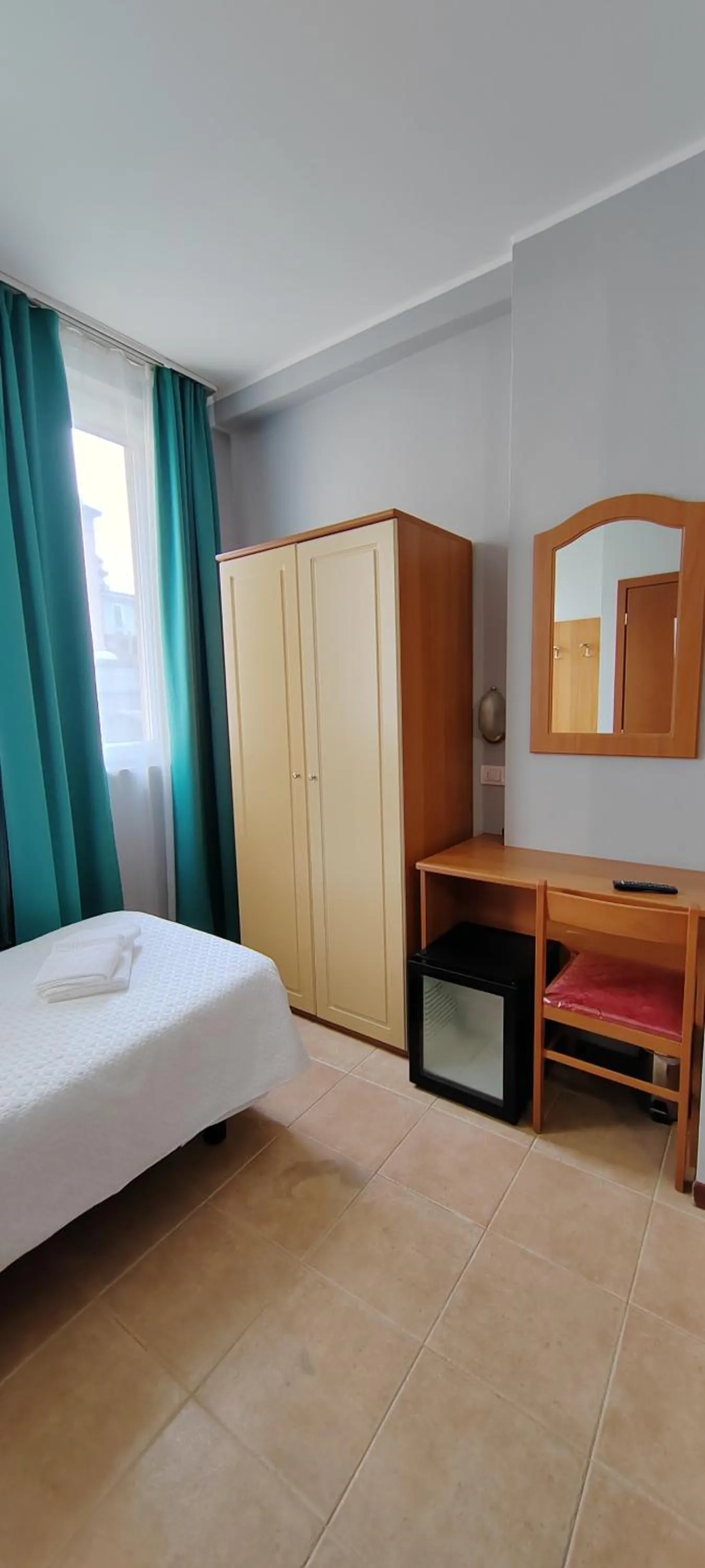 Bedroom, Bed in Hotel Nuovo Rondò