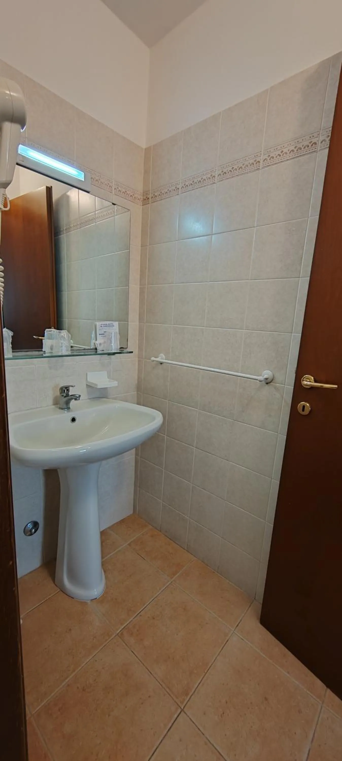 Bathroom in Hotel Nuovo Rondò