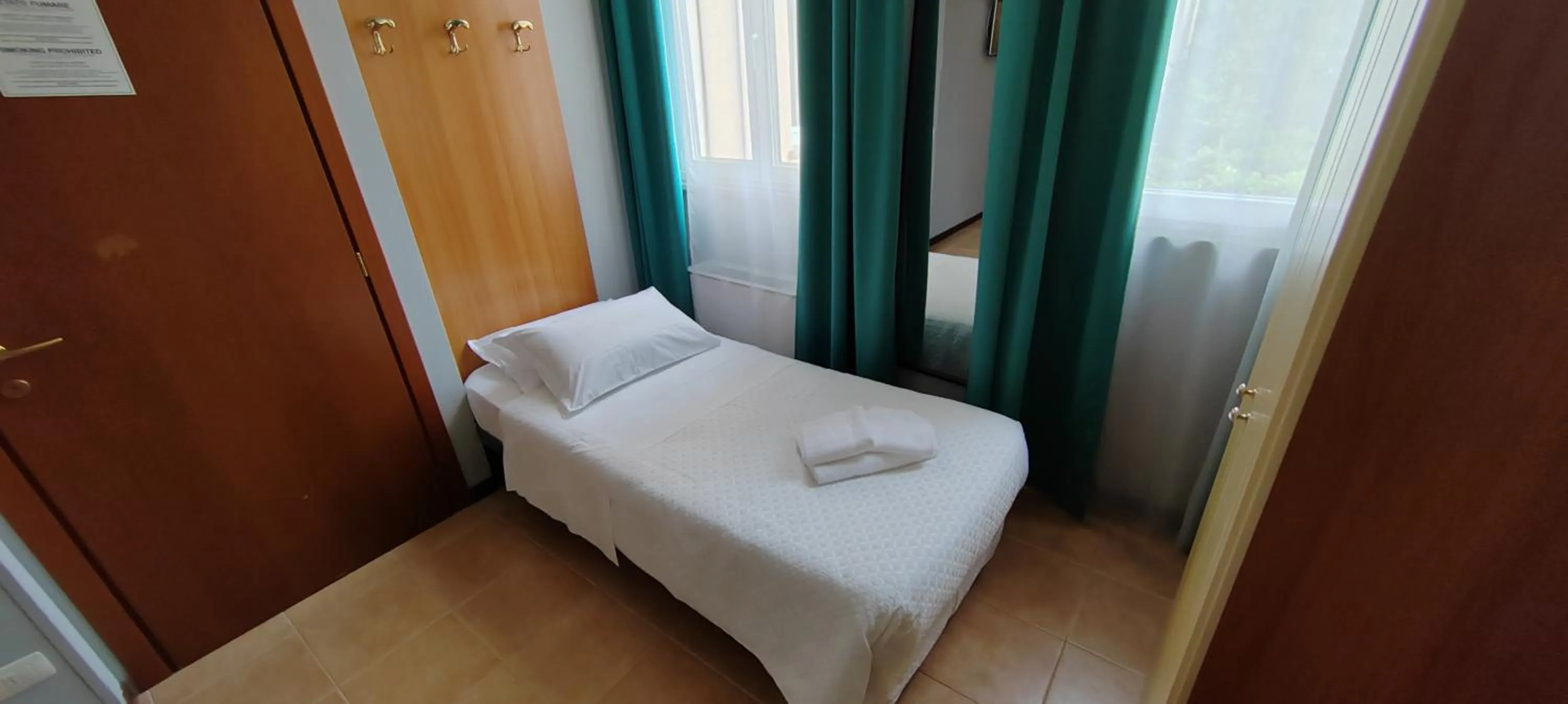 Bedroom, Bed in Hotel Nuovo Rondò