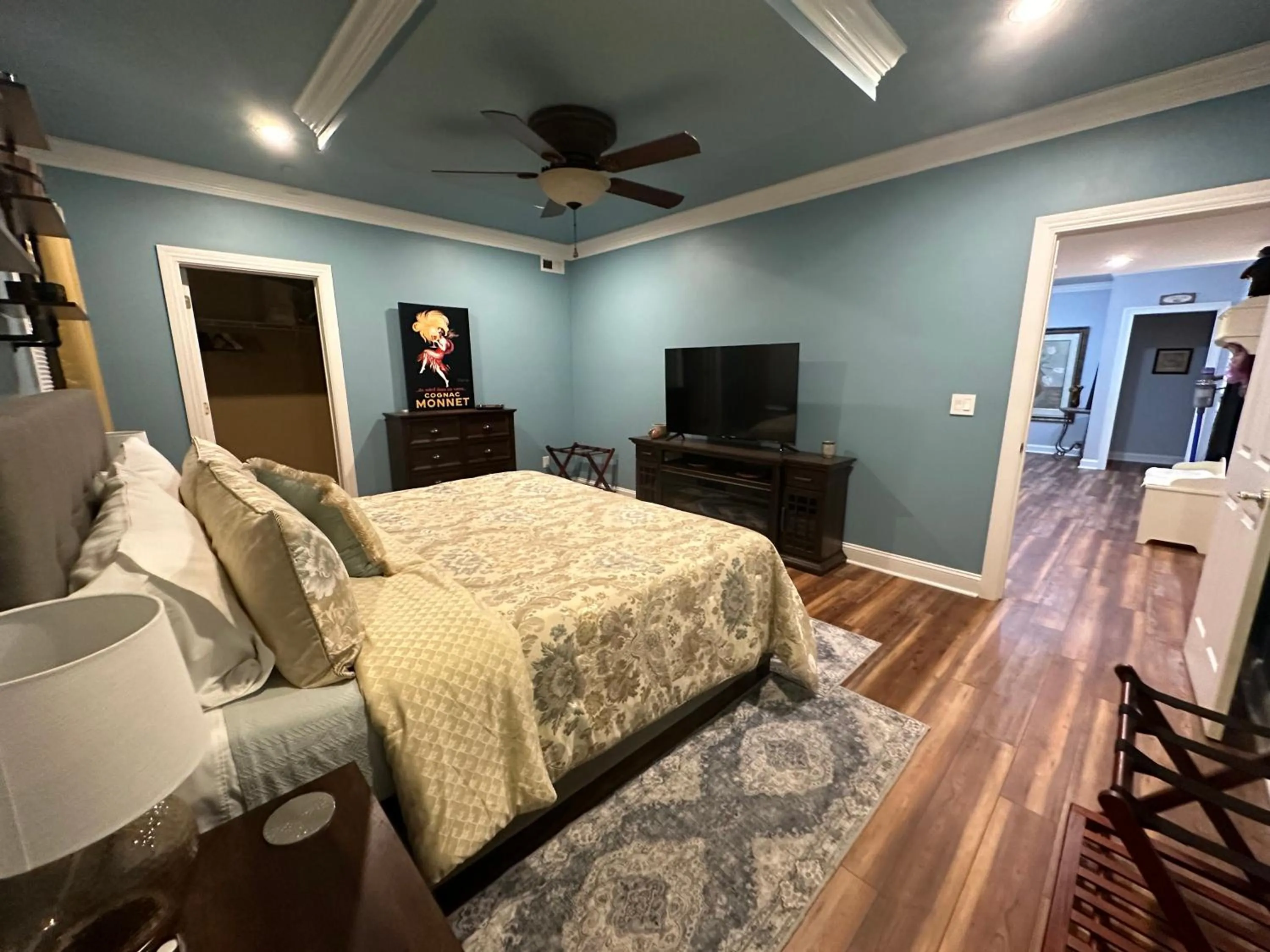 Bed in Pillow and Paddock B&B