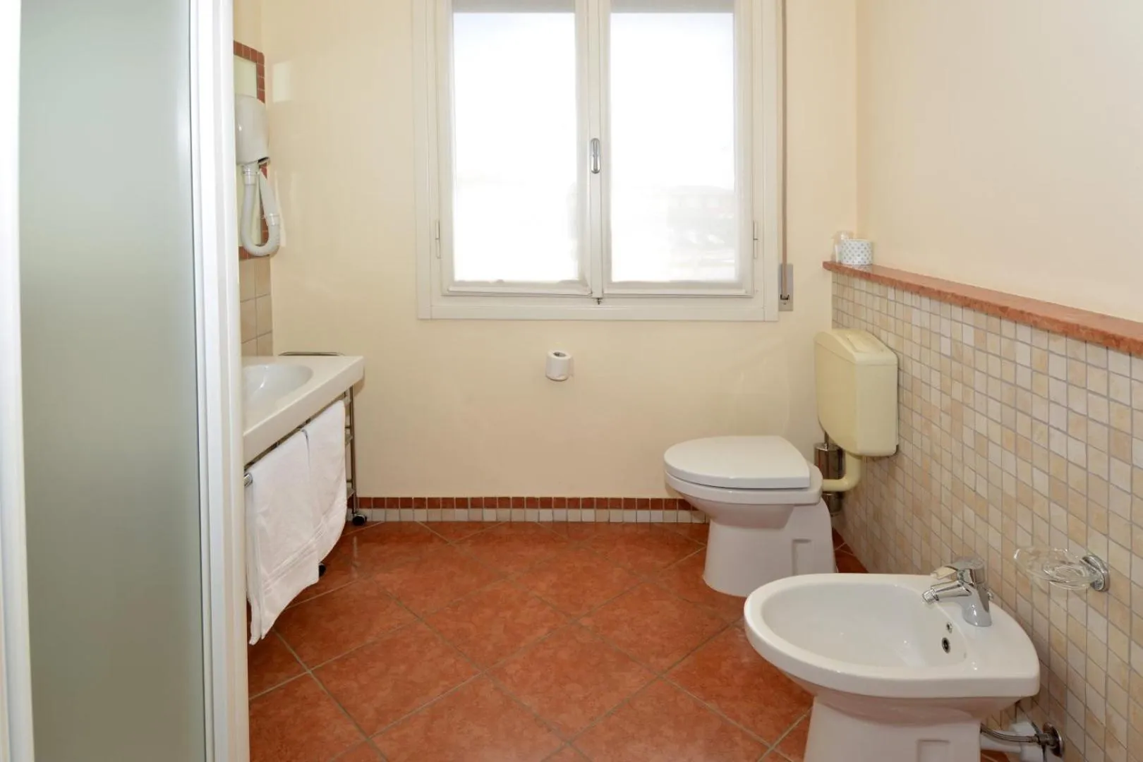 Bathroom in Hotel Eolo