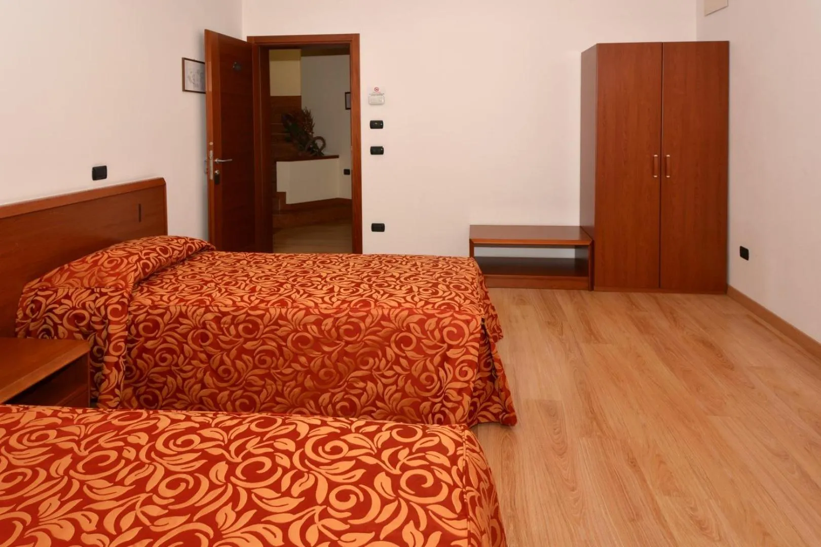 Photo of the whole room, Bed in Hotel Eolo