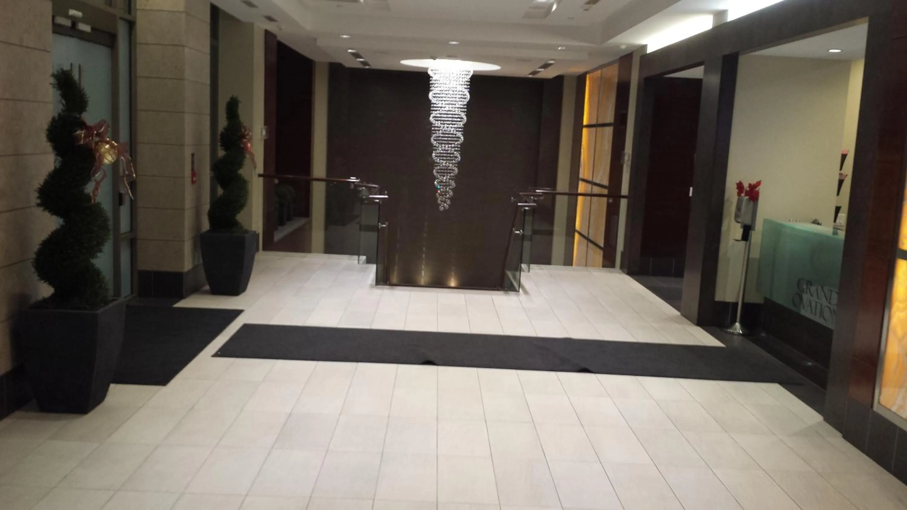 2 BEDROOM 2 Bathroom Best Value Prime Location in Missisauga