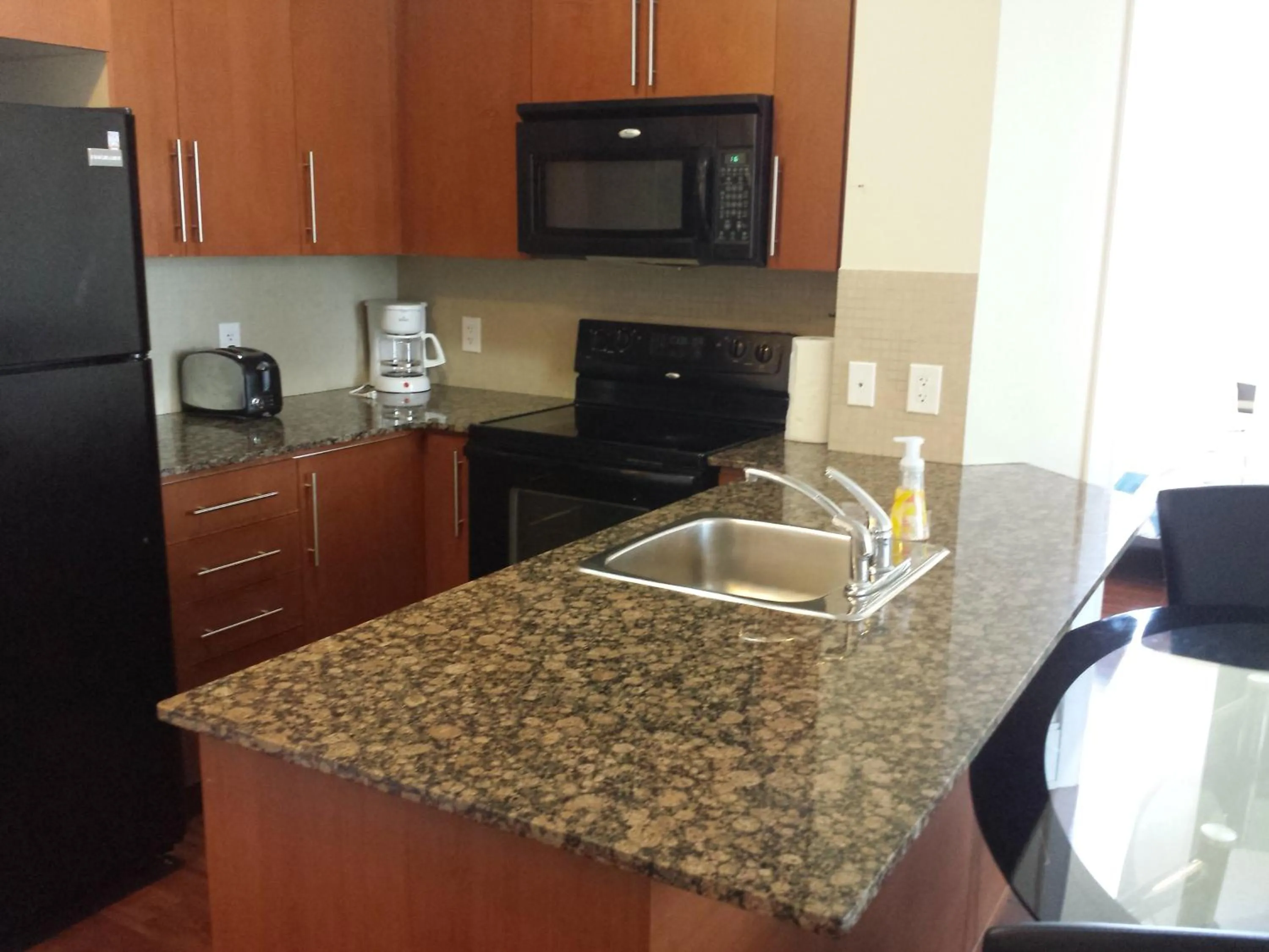 2 BEDROOM 2 Bathroom Best Value Prime Location in Missisauga
