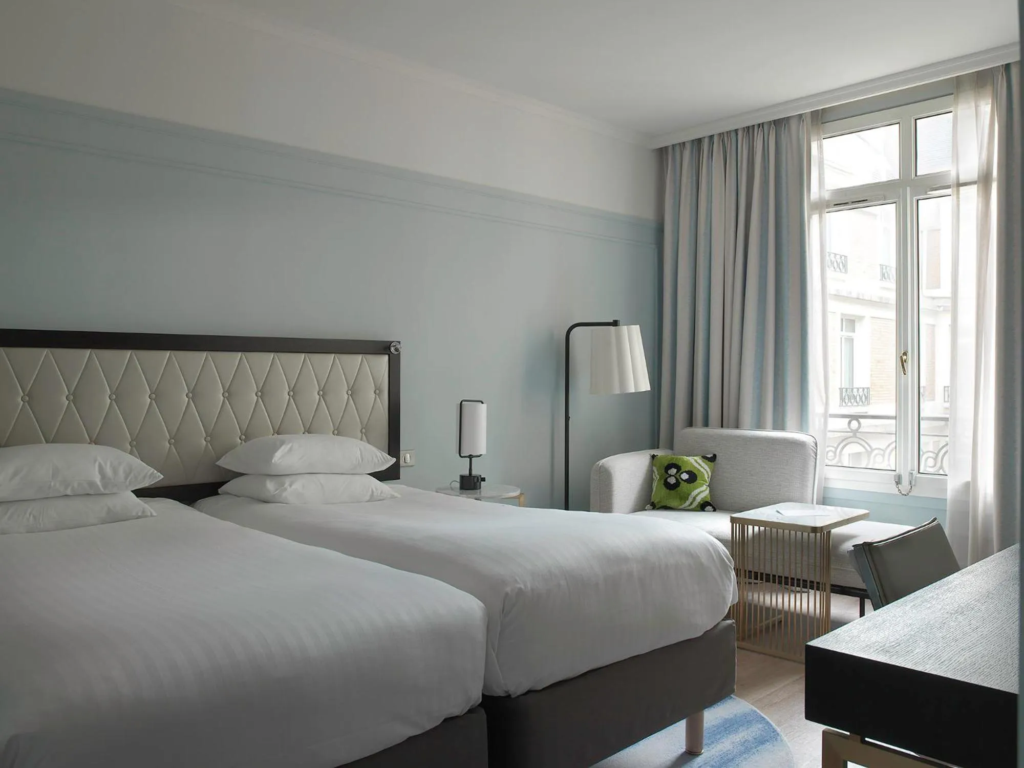 View (from property/room), Bed in Paris Marriott Opera Ambassador Hotel