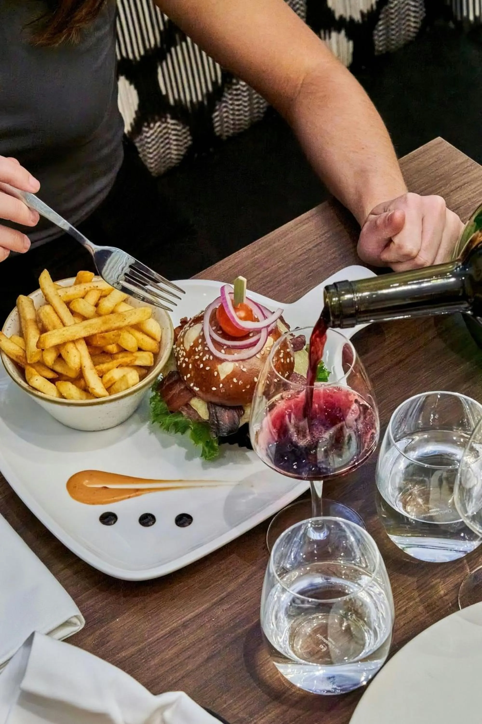 Restaurant/places to eat in Paris Marriott Opera Ambassador Hotel