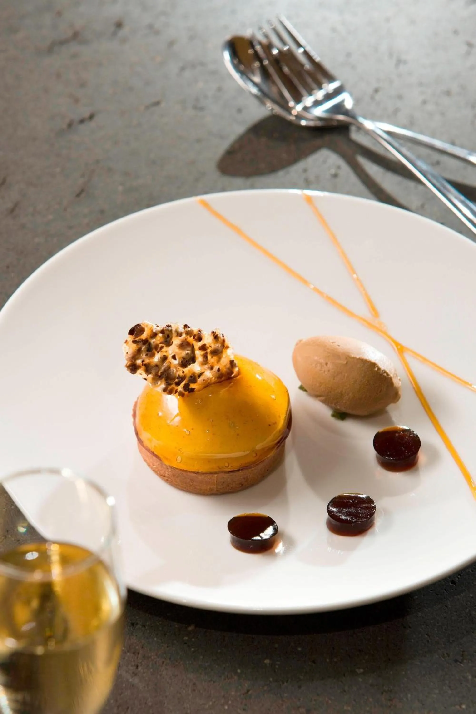 Restaurant/places to eat in Paris Marriott Opera Ambassador Hotel